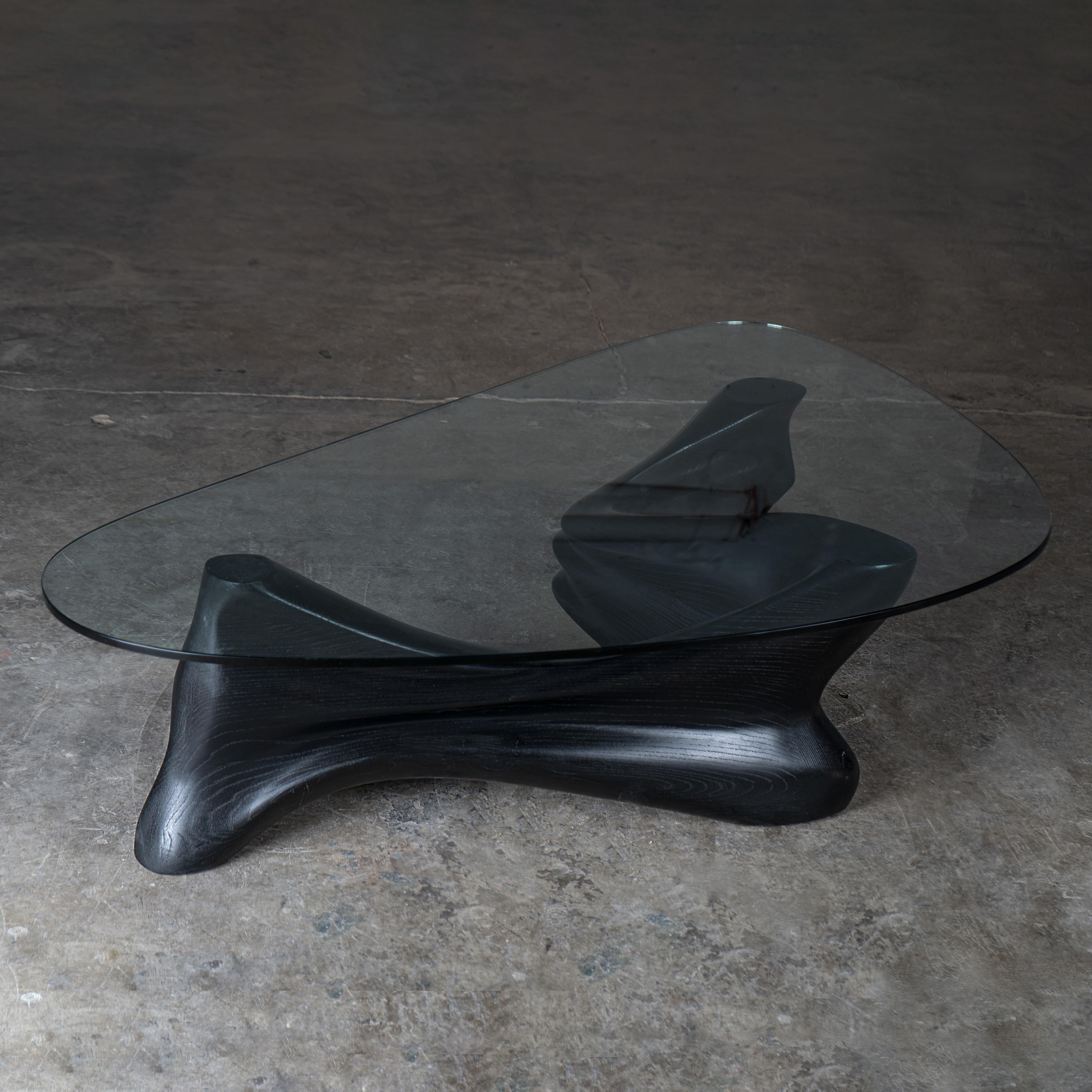 Zen-Couchtisch, Ebenholzbeschichtung, Ebenholz-Ebenholz, Eschenholz-Eschenholz, gehärtetes organisches Glas von Amorph im Angebot 1