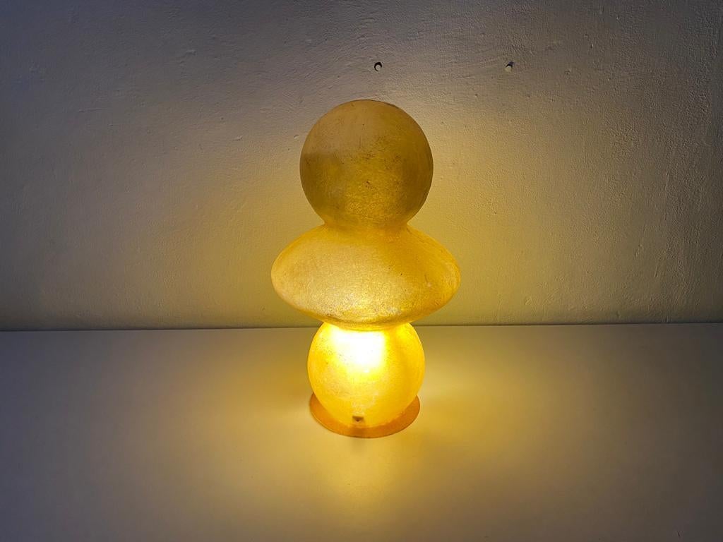 Amorphous Design Fiberglass Floor Lamp or Table Lamp, 1980s, Germany In Good Condition For Sale In Hagenbach, DE