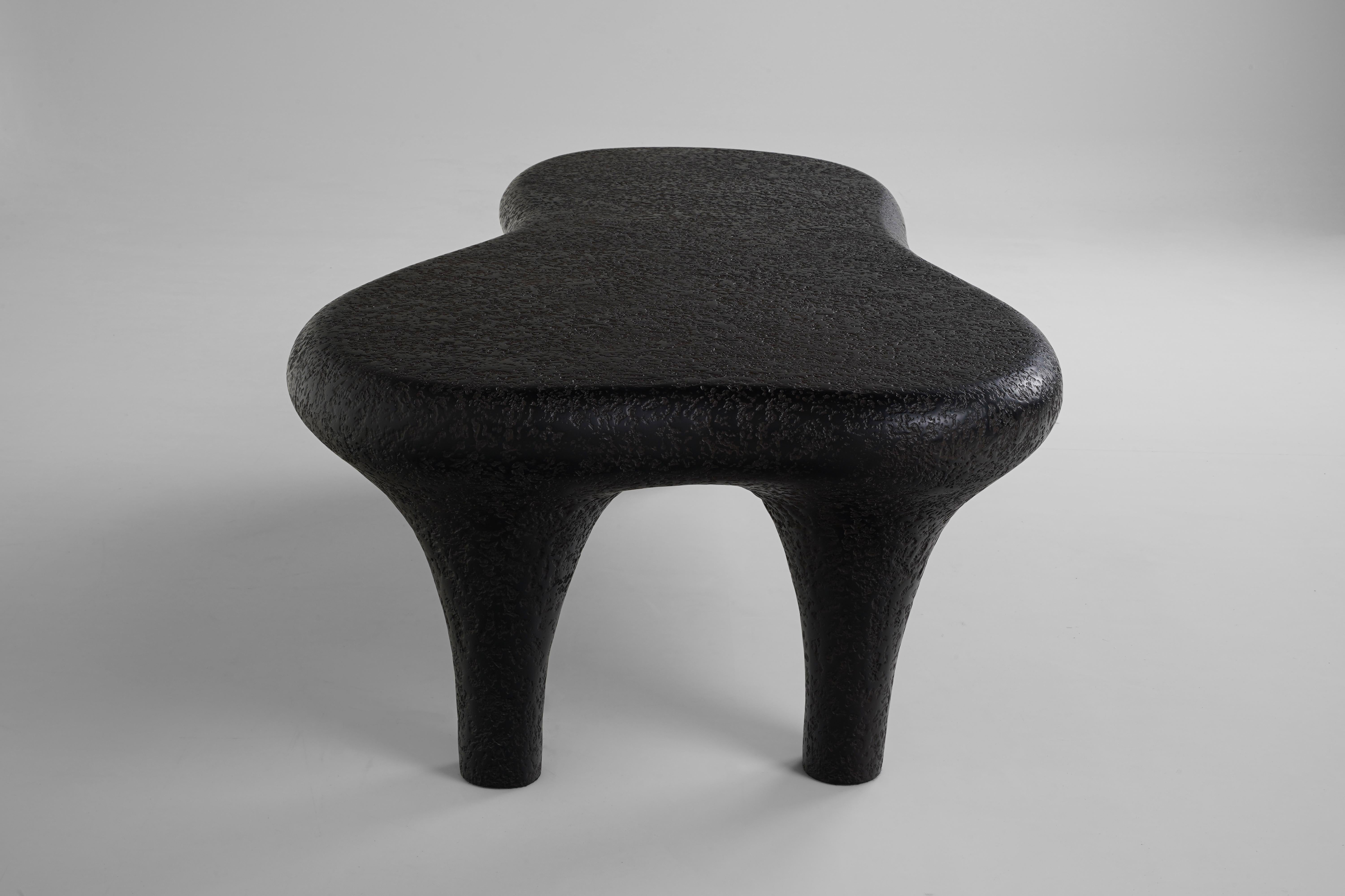 XXIe siècle et contemporain Amorphous Hand Sculpted Coffee Table In Metallic Volcano Finish en vente