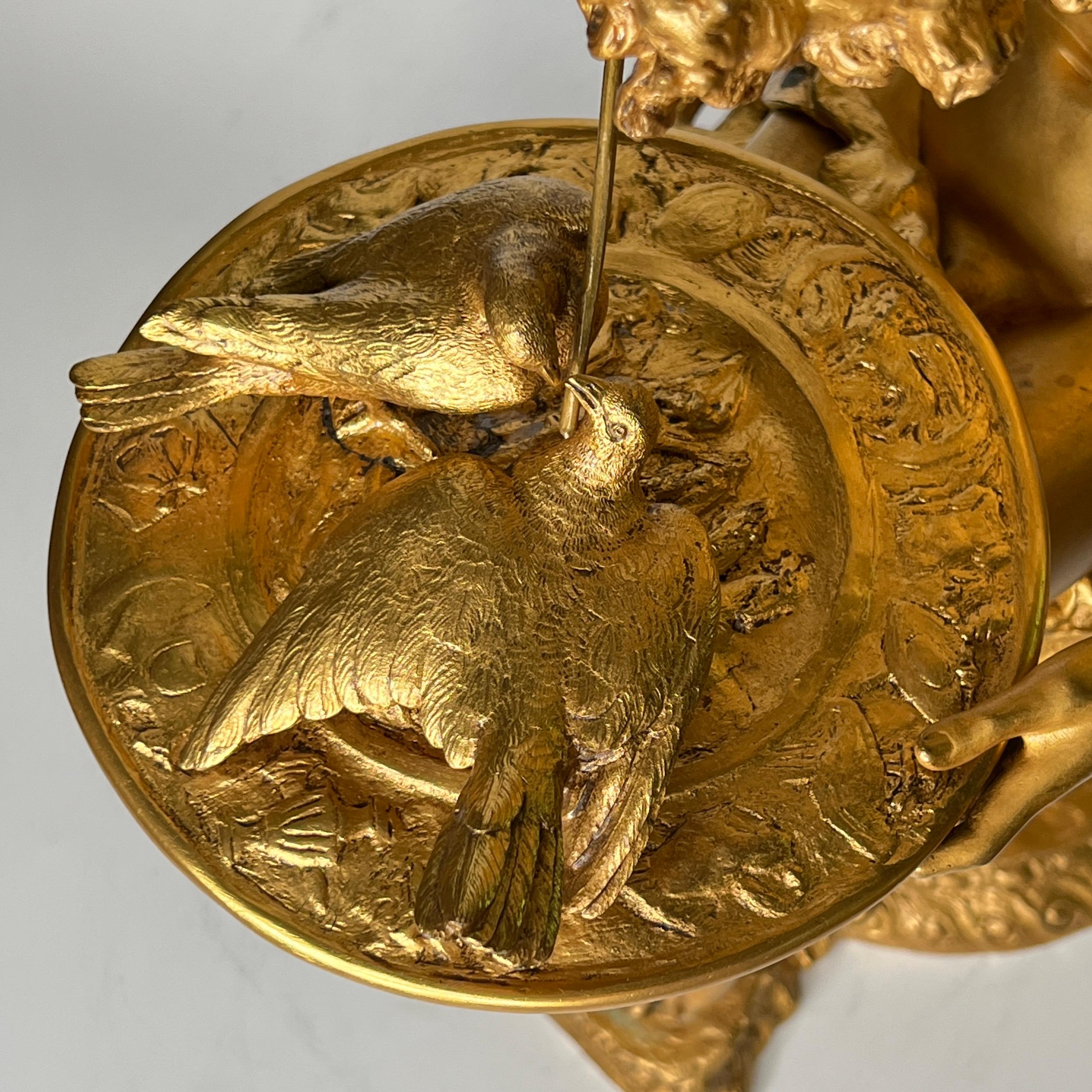 Amour Aux Colombes - Sculpture en bronze doré d'après Jean Antoine Injalbert en vente 8