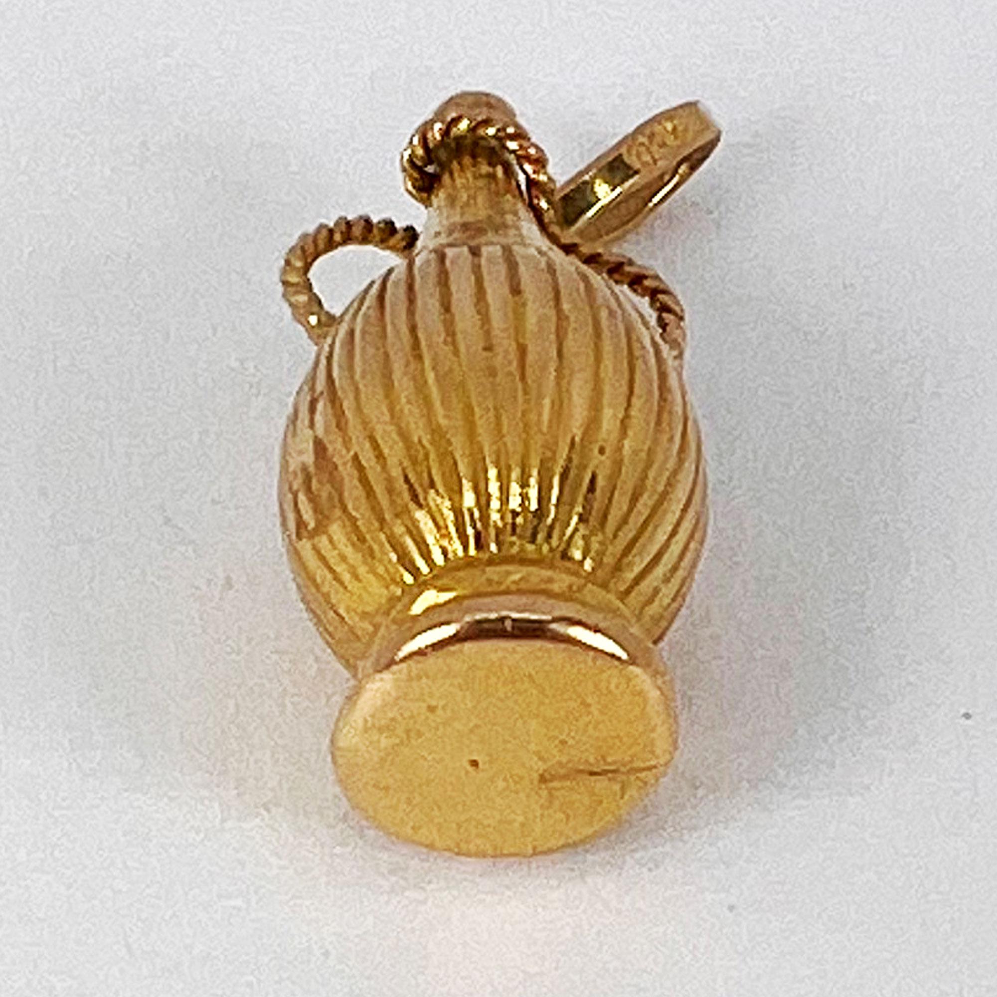 Amphora 18K Yellow Gold Charm Pendant For Sale 8