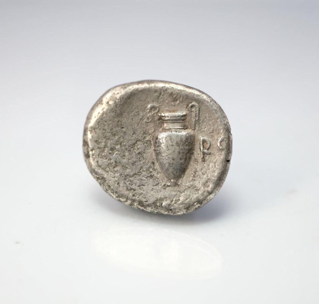 Anfora e scudo di Beozia - moneta di Tebe del 370 a.C. in una splendida moneta d'oro 18 carati. In condizioni Nuovo in vendita a Chicago, IL