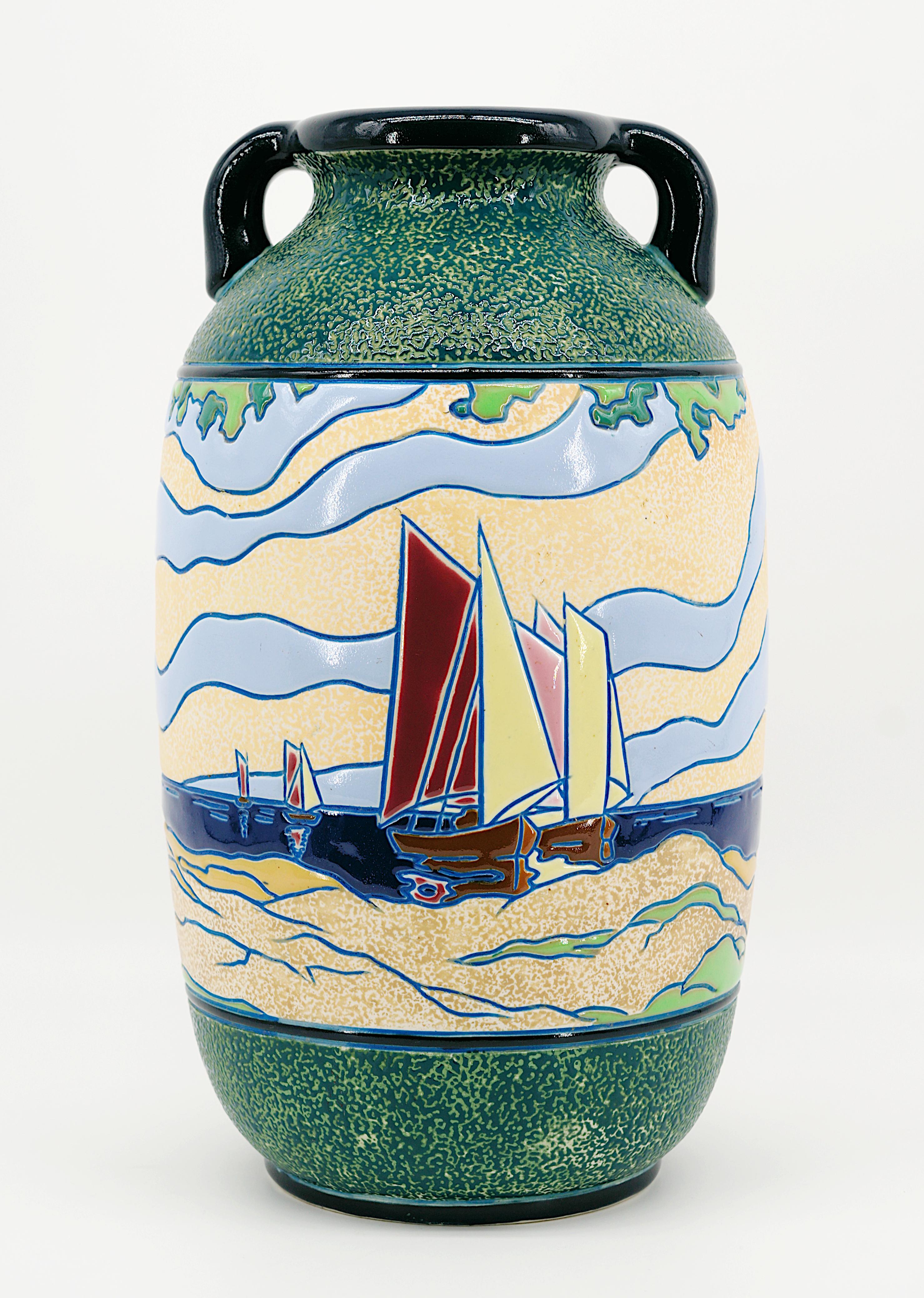 AMPHORA Art Deco Stoneware Vase, Late 1920s In Excellent Condition For Sale In Saint-Amans-des-Cots, FR