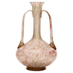 Verre opalescent soufflé à l'amphore de Salviati, datant d'environ 1880