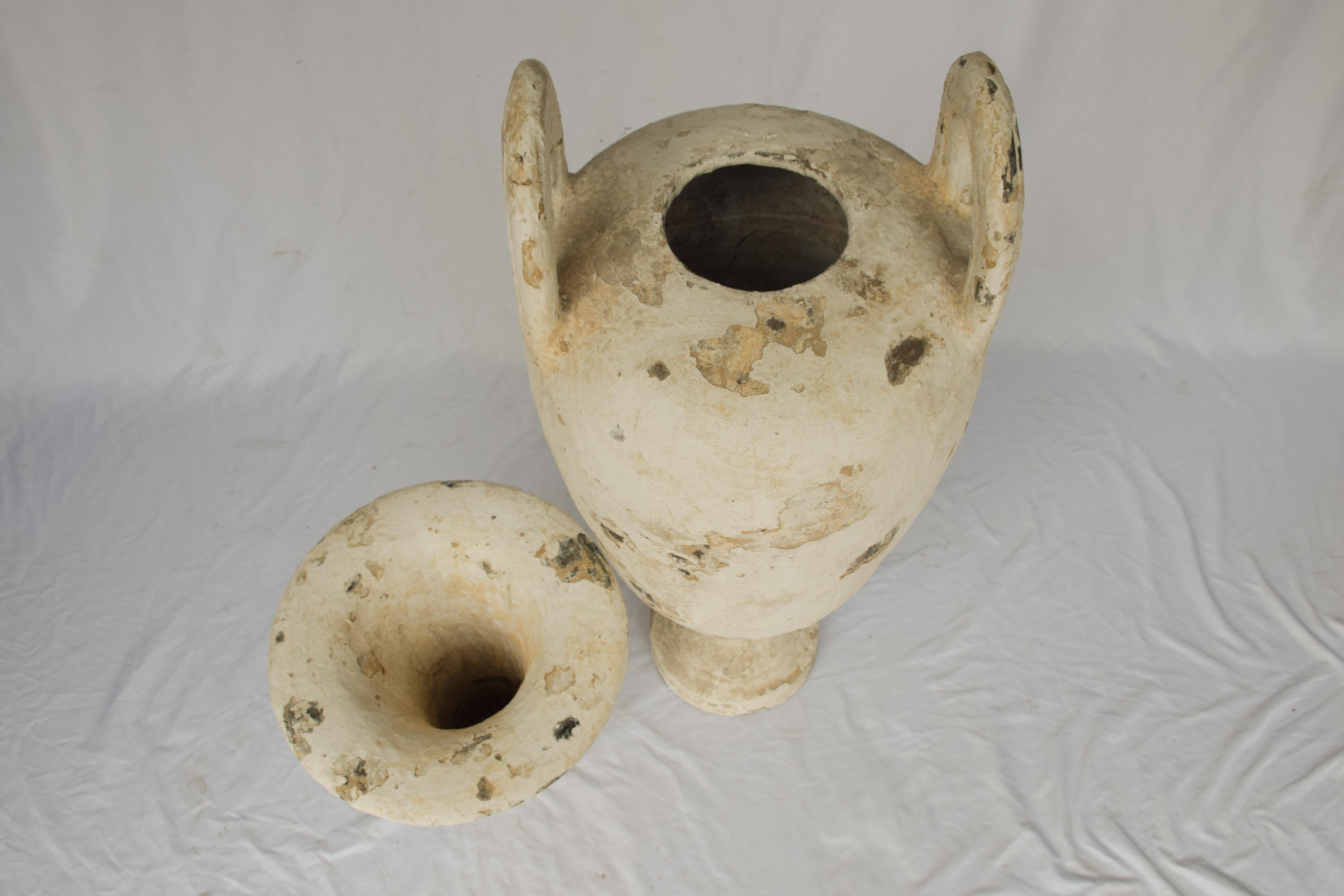 Amphora Jar In Good Condition For Sale In Houston, TX