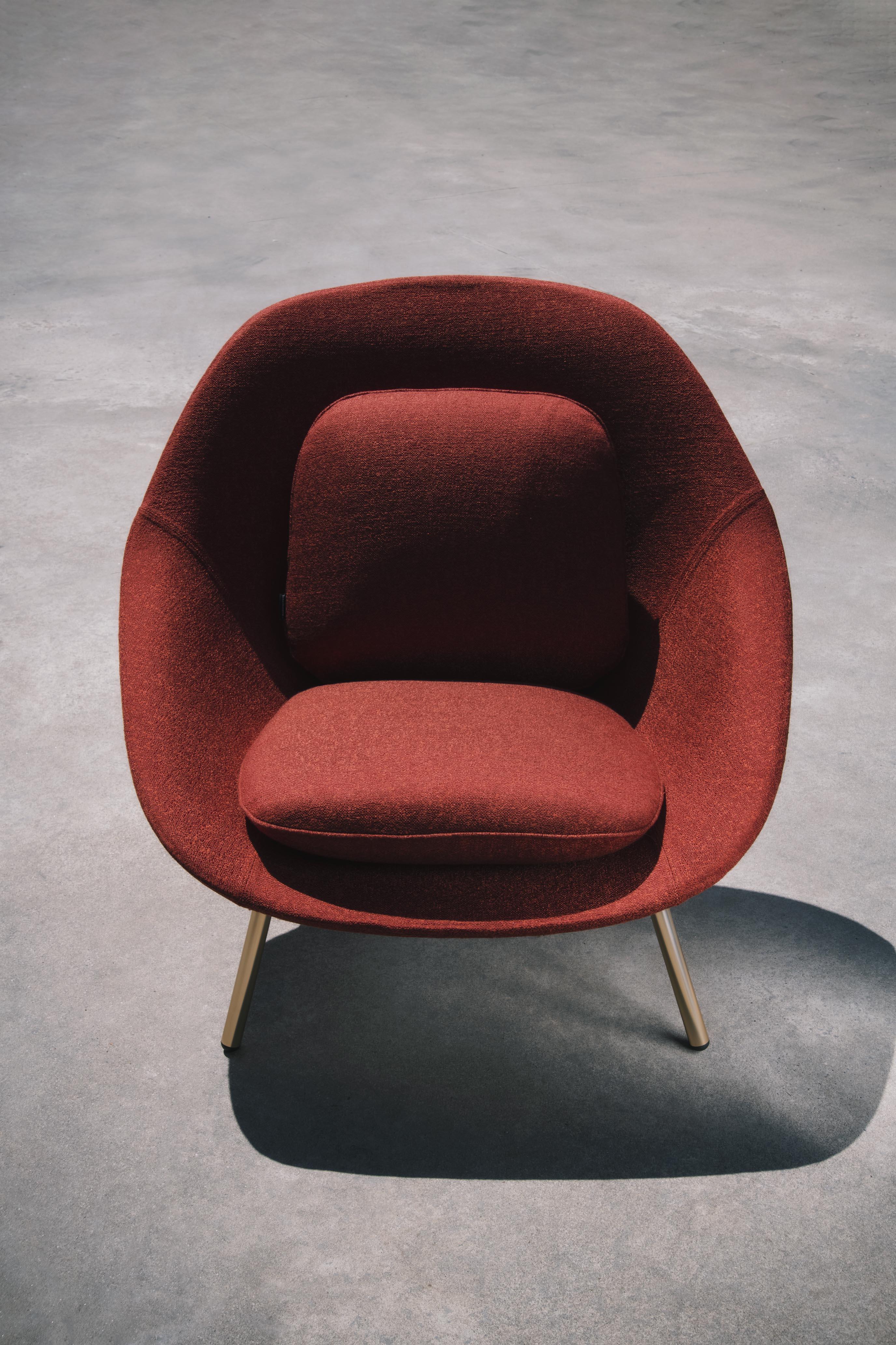 Organic Modern Amphora Lounge Chair by Noé Duchaufour Lawrance For Sale