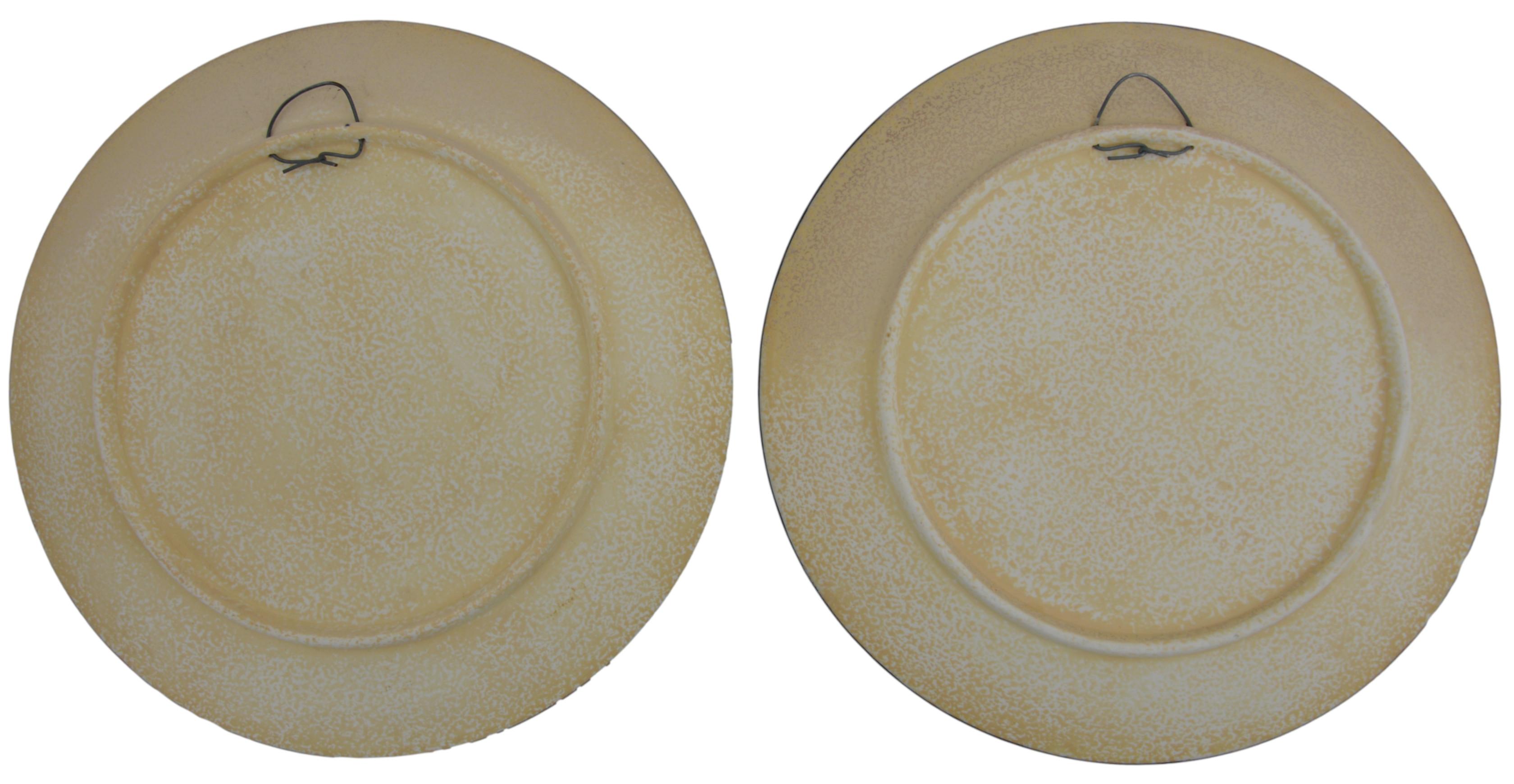 Ceco Amphora, coppia di piatti da parete con disegno provenzale, 1920 in vendita