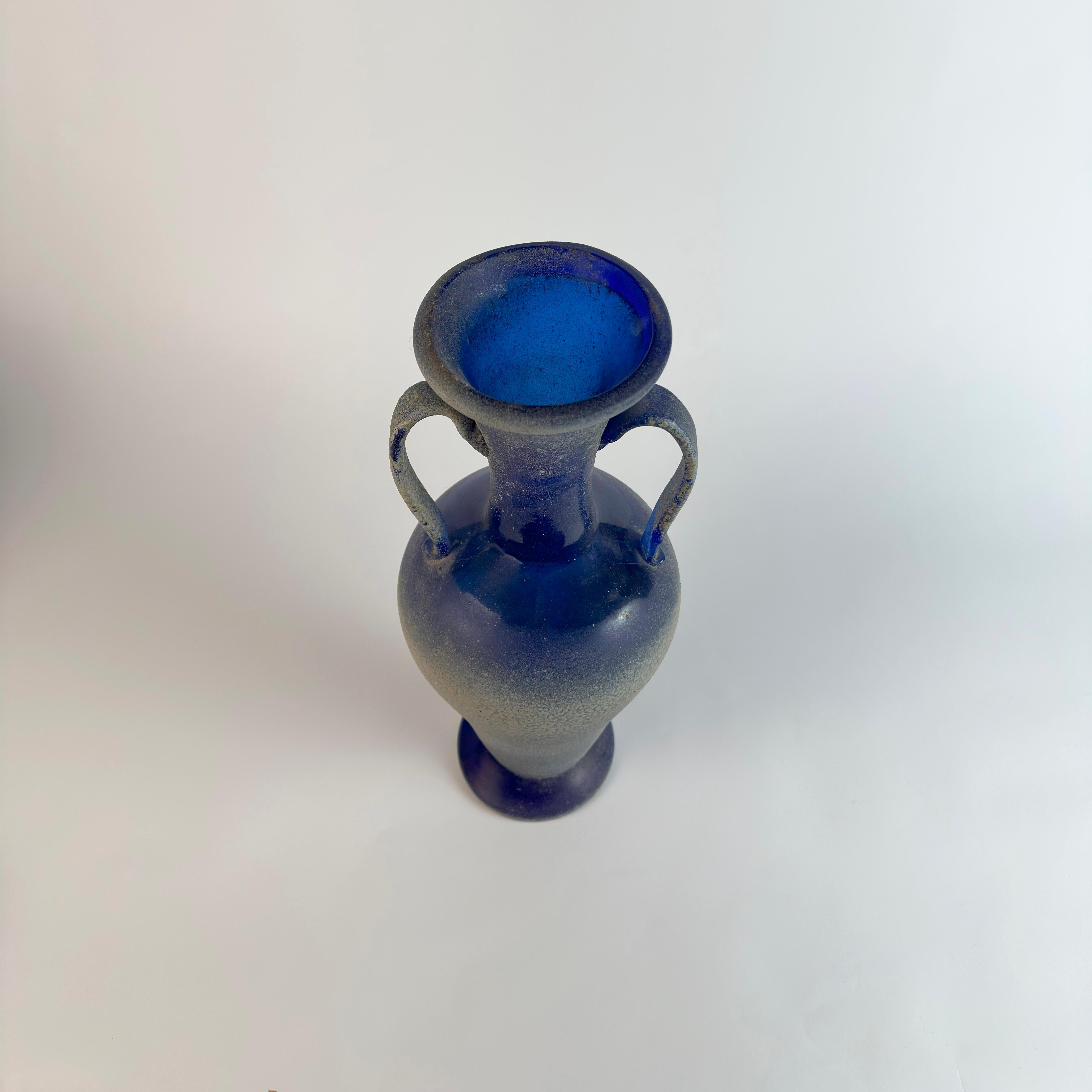 Fatto a mano Vaso in vetro di Seguso Blue Scavo, Italia, circa anni '70 in vendita
