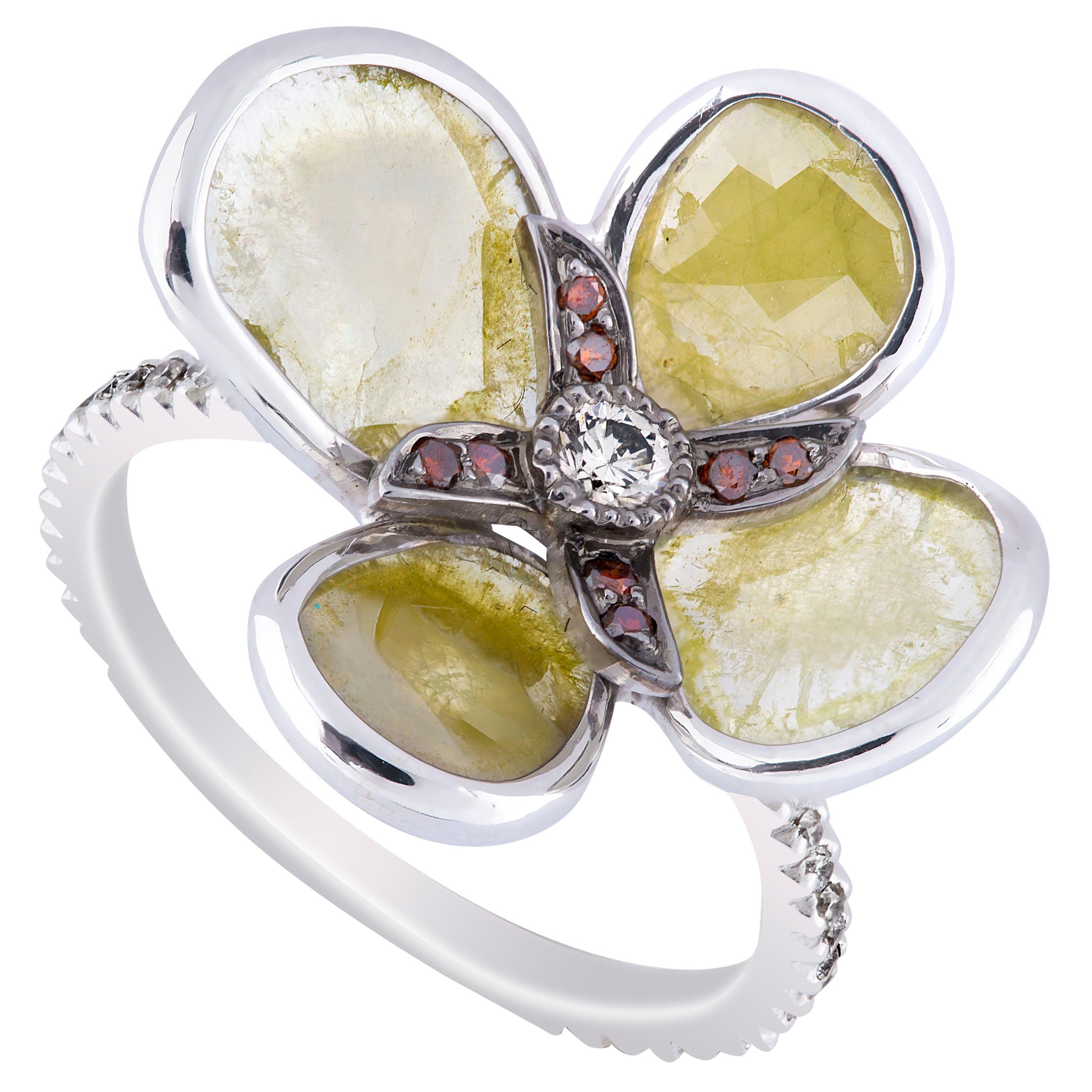 Amrapali Jewels 14 Karat Gold, Light Yellow and White Diamond Ring For Sale