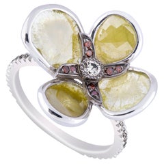Amrapali Jewels 14 Karat Gold, Light Yellow and White Diamond Ring