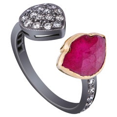 Amrapali Jewels 18 Karat Gold and 925 Silver, Ruby and Diamond Ring
