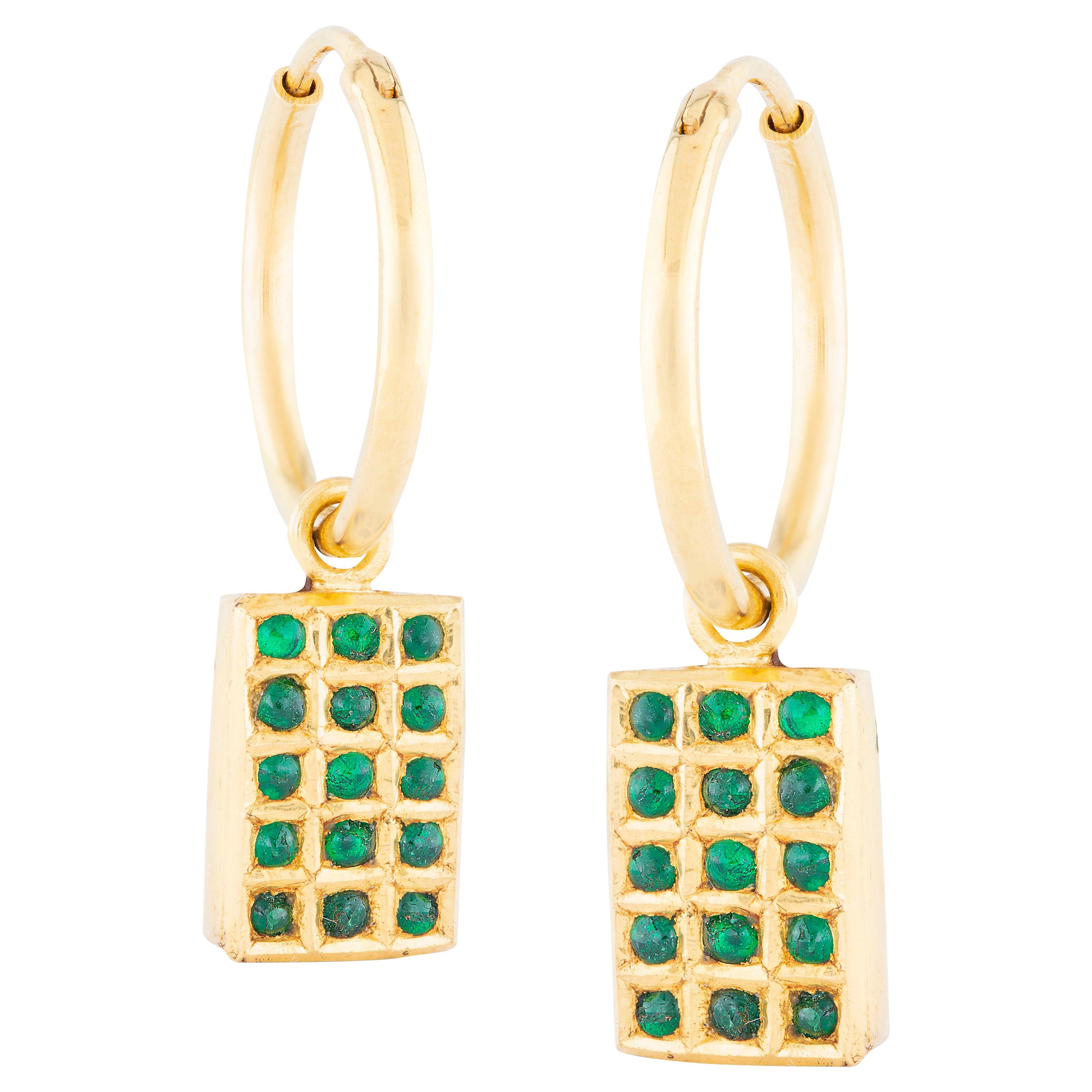 Amrapali Jewels 18 Karat Gold and Emerald Earrings For Sale