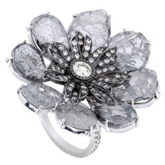 Amrapali Jewels 18 Karat Gold, Grey and White Diamond Ring