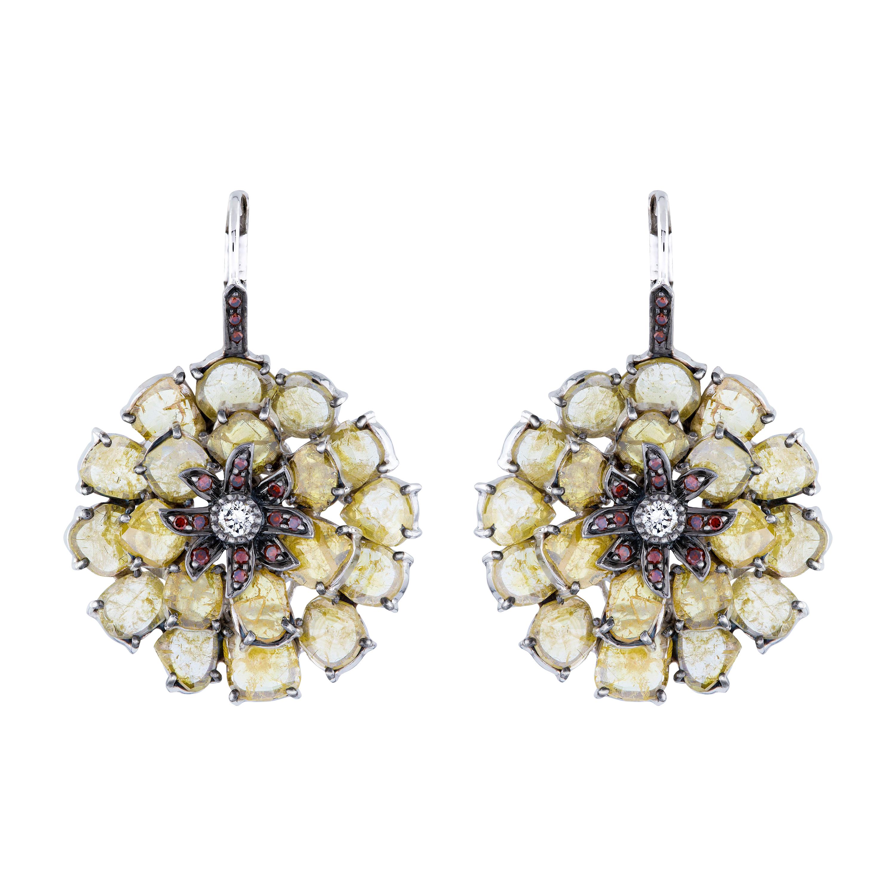 Amrapali Jewels 18 Karat Gold, Light Yellow and White Diamond Earrings For Sale