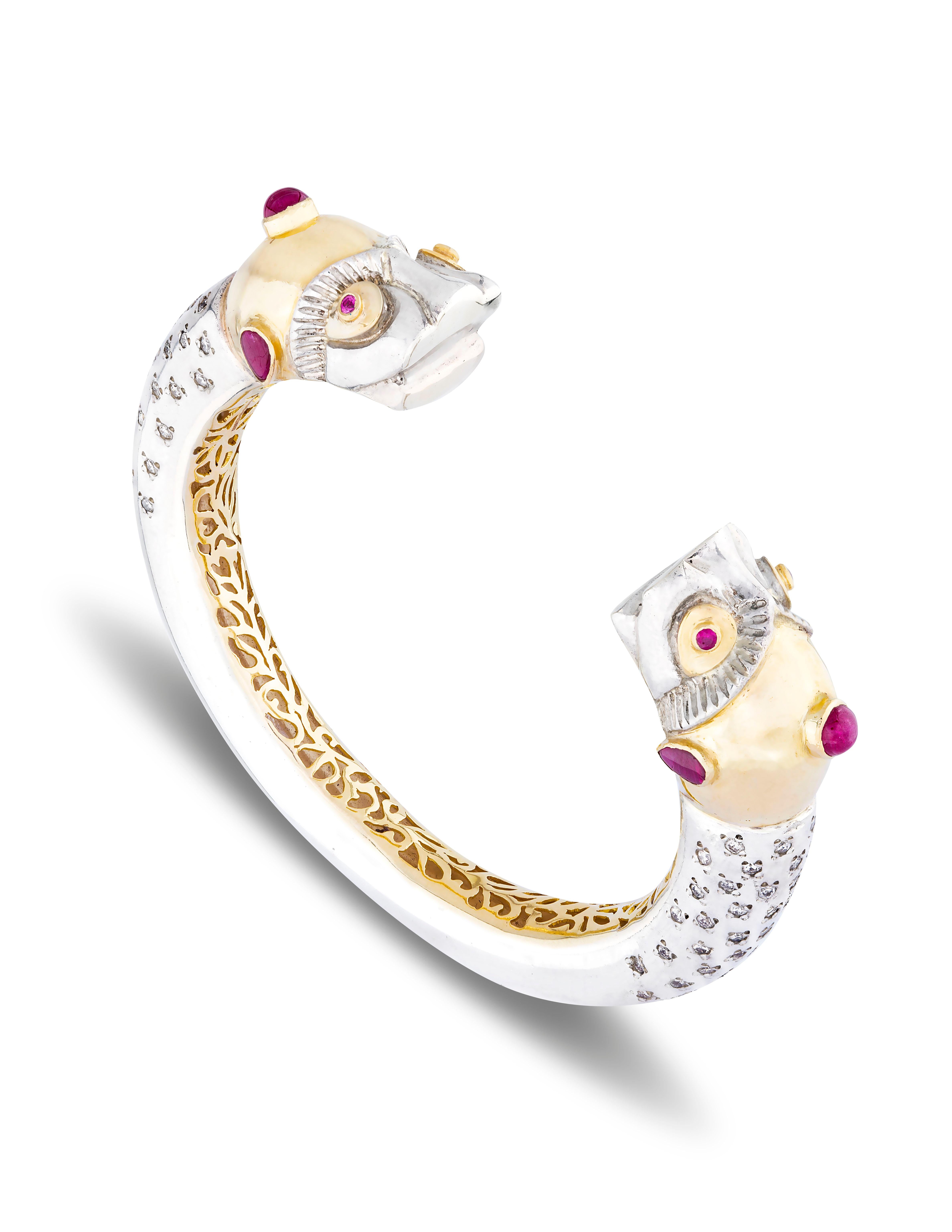 Amrapali Jewels 18 Karat Gold, Ruby and Diamond Bangle In New Condition For Sale In London, GB
