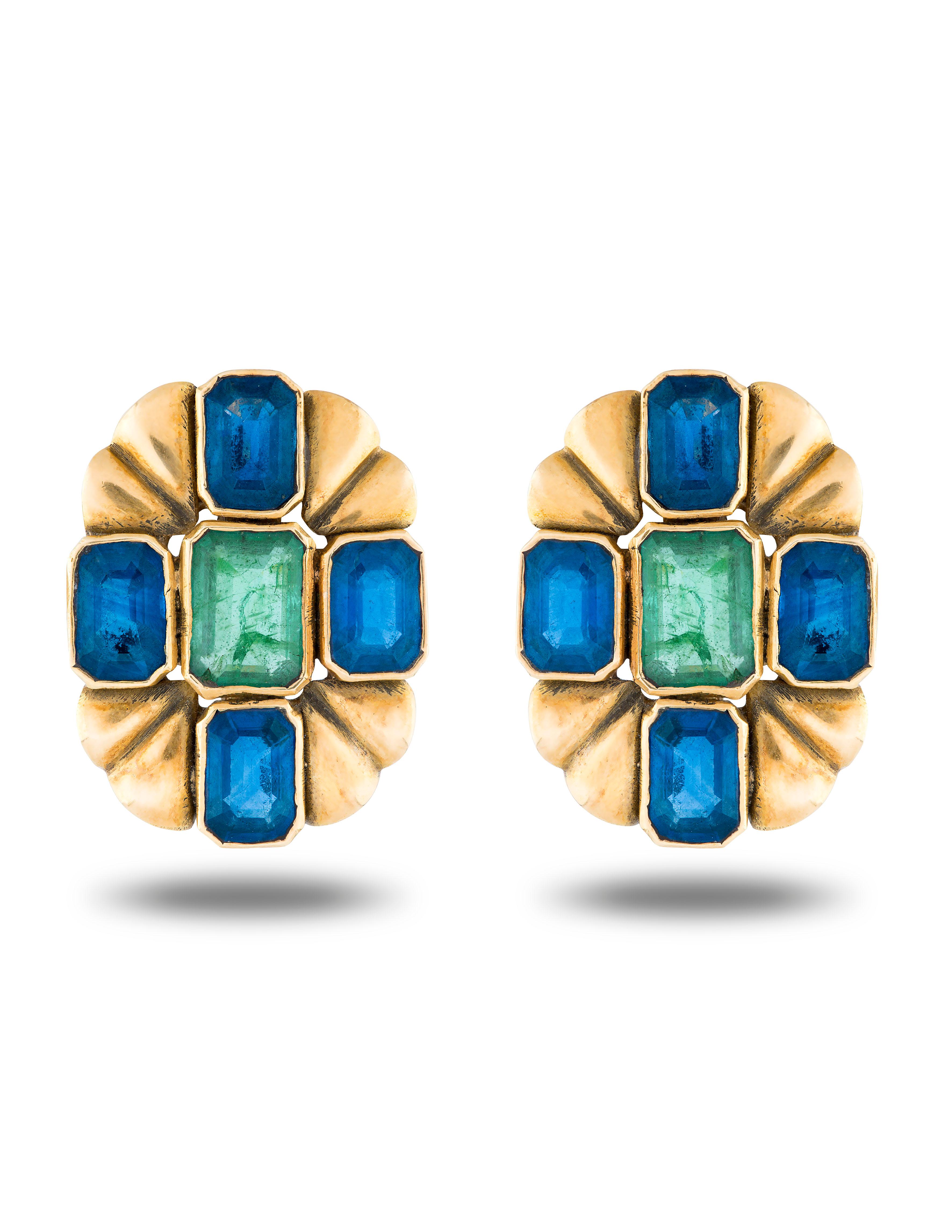 Women's Amrapali Jewels 18 Karat Gold, Sapphire and Emerald Earrings For Sale