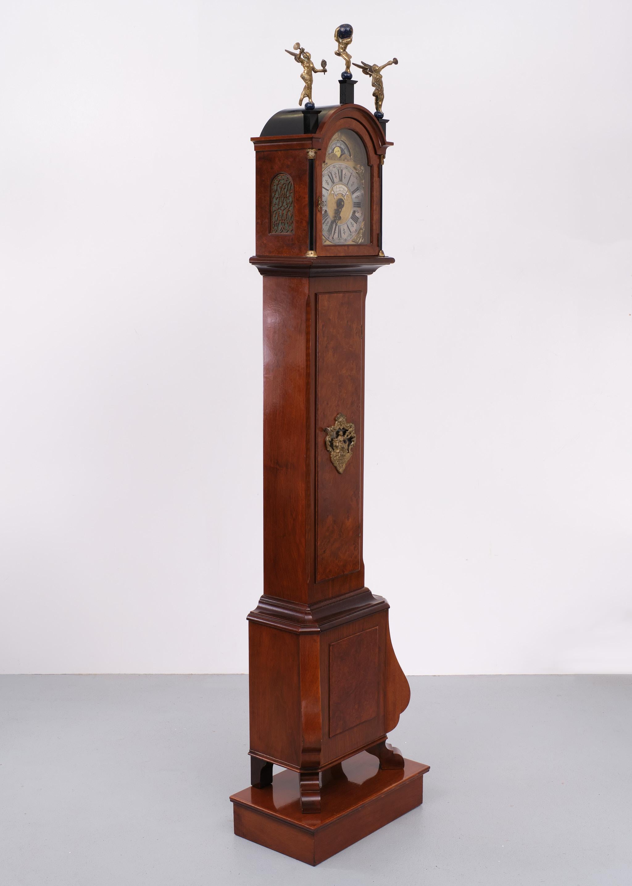 Amsterdam Burl  long case clock . Wuba  Warmink   1960s  In Good Condition For Sale In Den Haag, NL