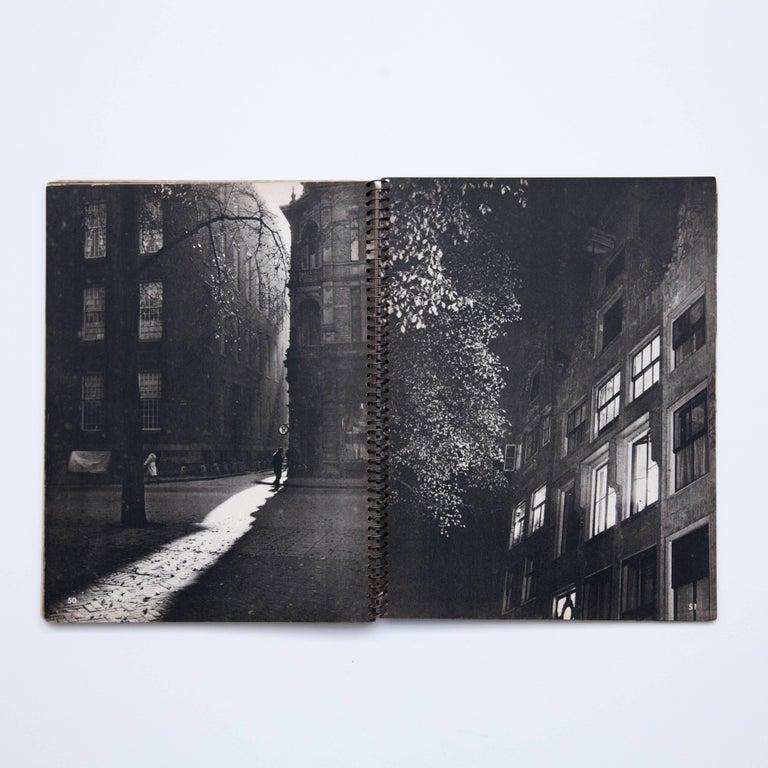 „Amsterdam“ von Dick de Herder, 1947: Fotoreise in eine historische Stadt im Angebot 4