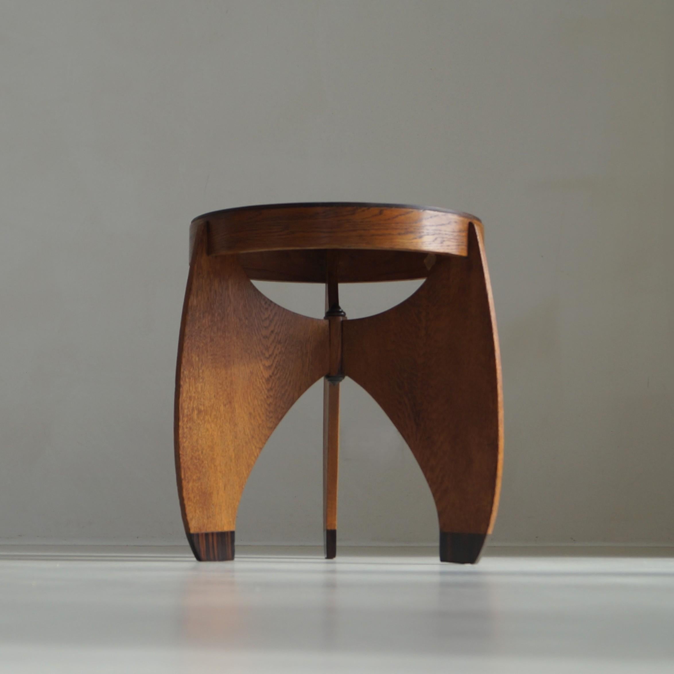 Amsterdam School accent table by L. J. Verweij for “Intima” Amsterdam, 1920s For Sale 5