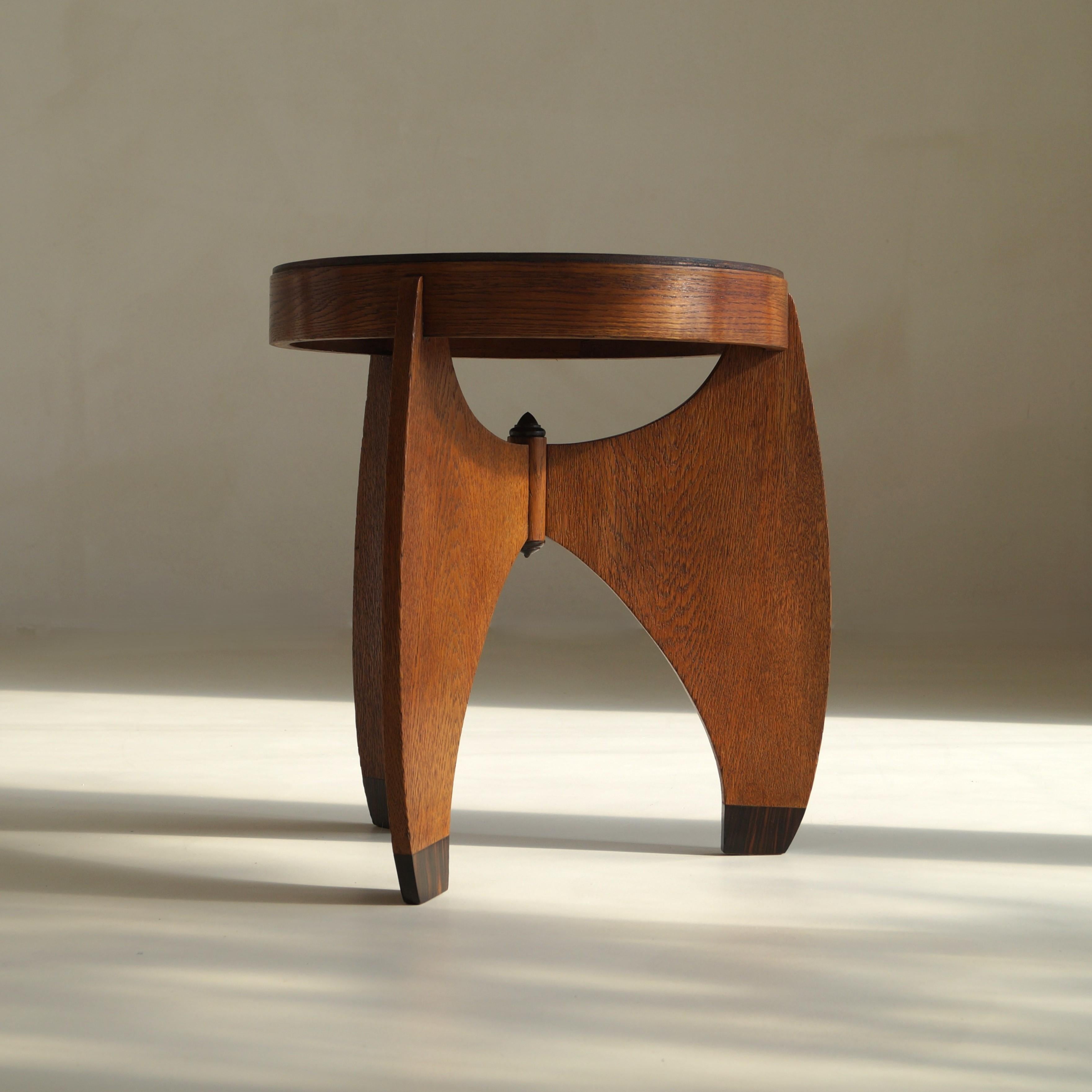 Art Deco Amsterdam School accent table by L. J. Verweij for “Intima” Amsterdam, 1920s For Sale