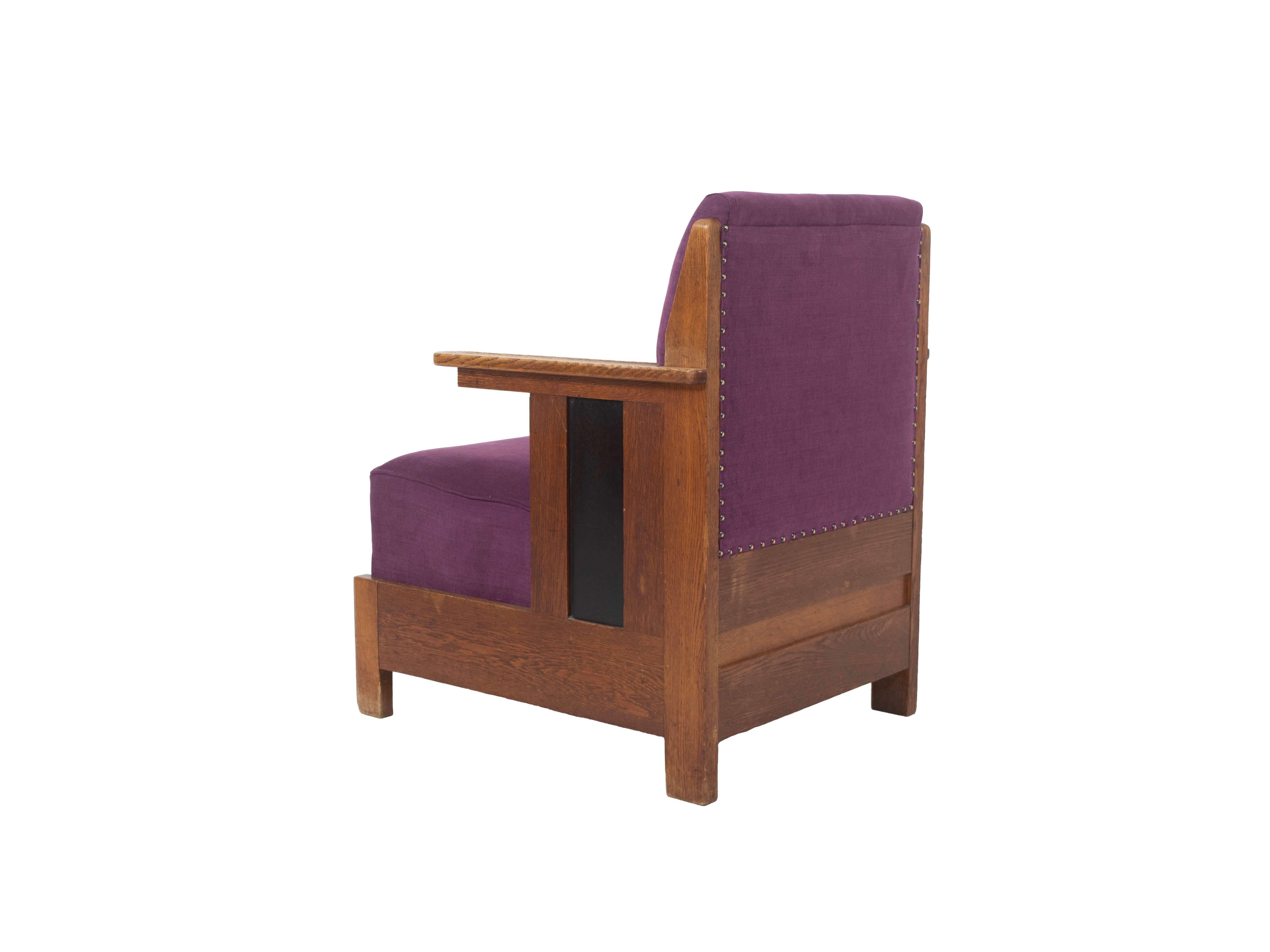 Amsterdam School Armchair in Purple Fabric, The Netherlands 1930s In Good Condition In Hellouw, NL