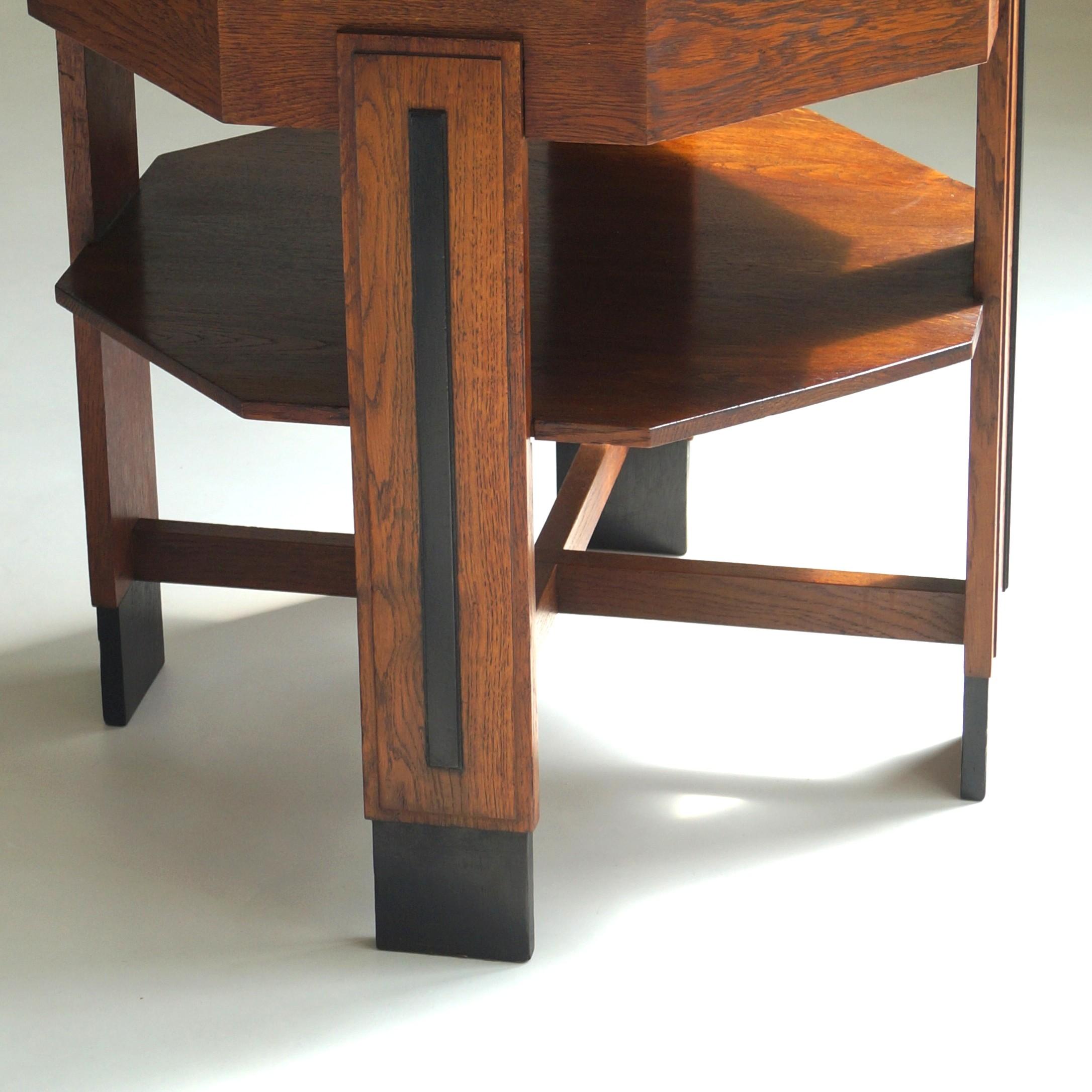 Hand-Crafted Amsterdam School Art Deco side table in oak with octagonal top, 1920s For Sale
