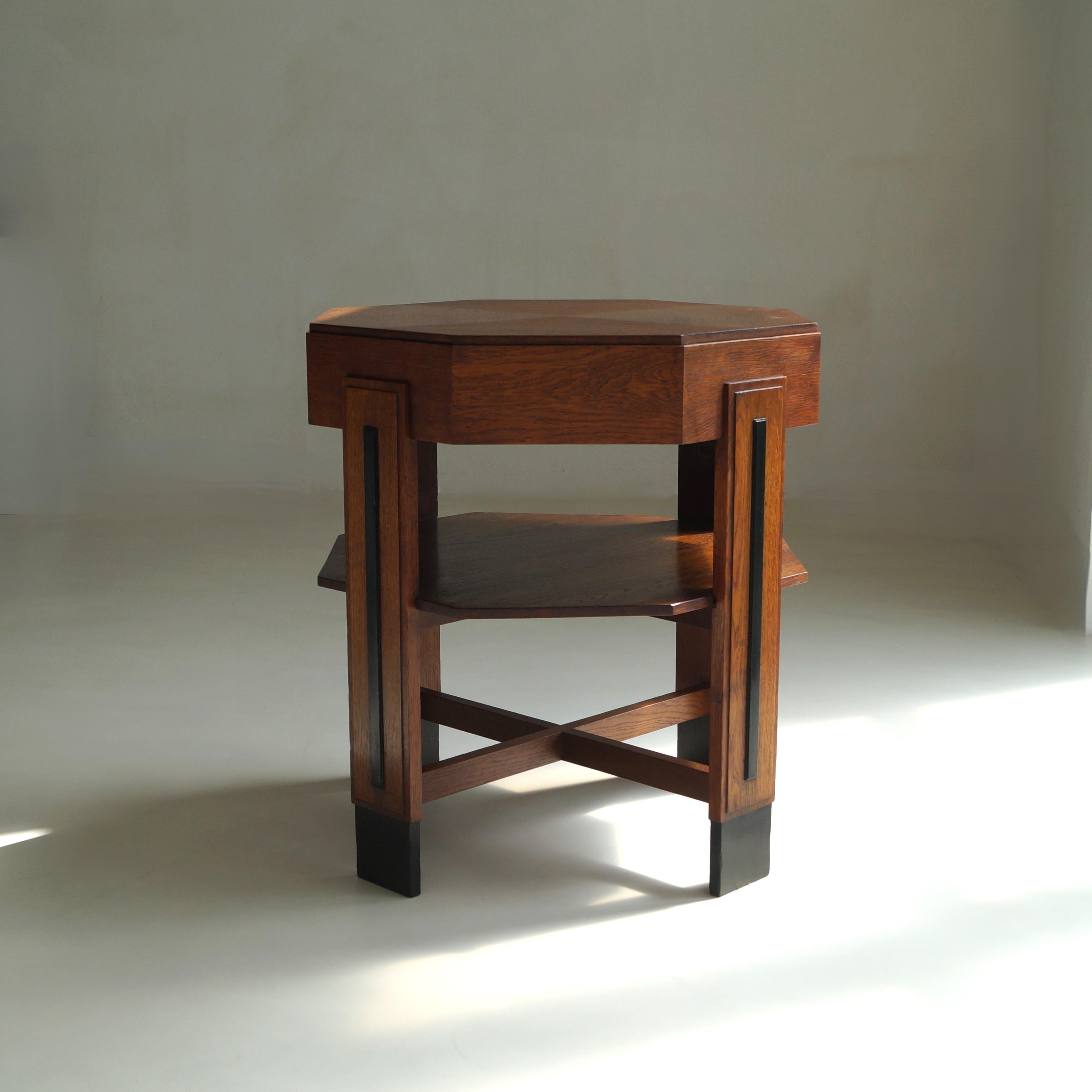 Amsterdam School Art Deco side table in oak with octagonal top, 1920s For Sale 1
