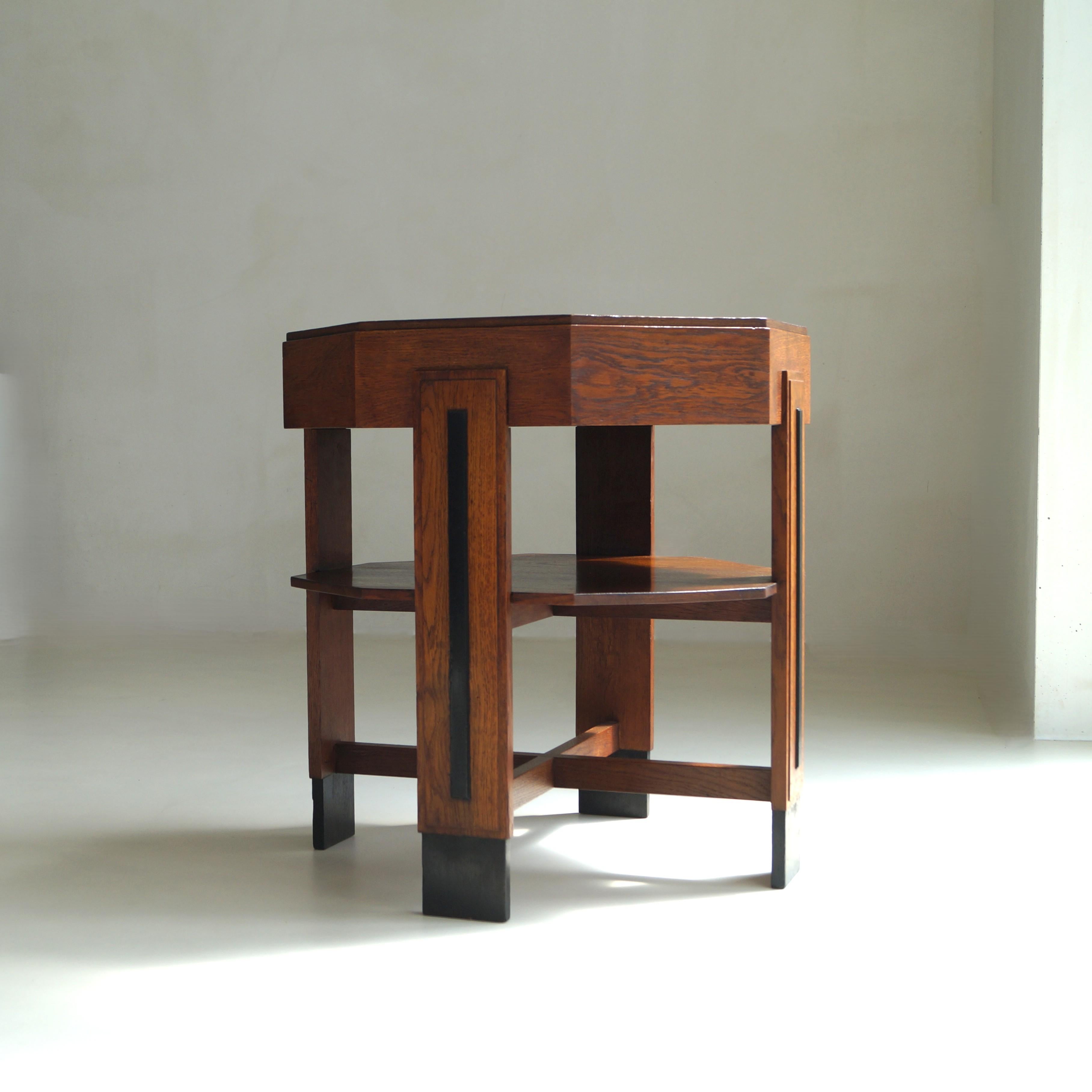 Amsterdam School Art Deco side table in oak with octagonal top, 1920s For Sale 2