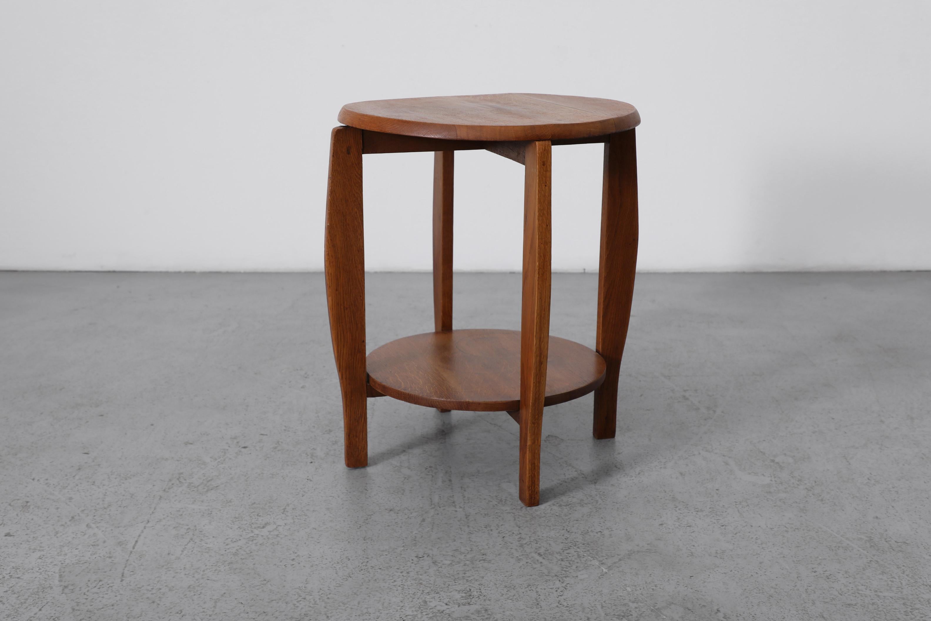 Amsterdam School Art Deco Zweistöckiger Eichenbeistelltisch Pflanzenständer, 1920er Jahre im Angebot 7