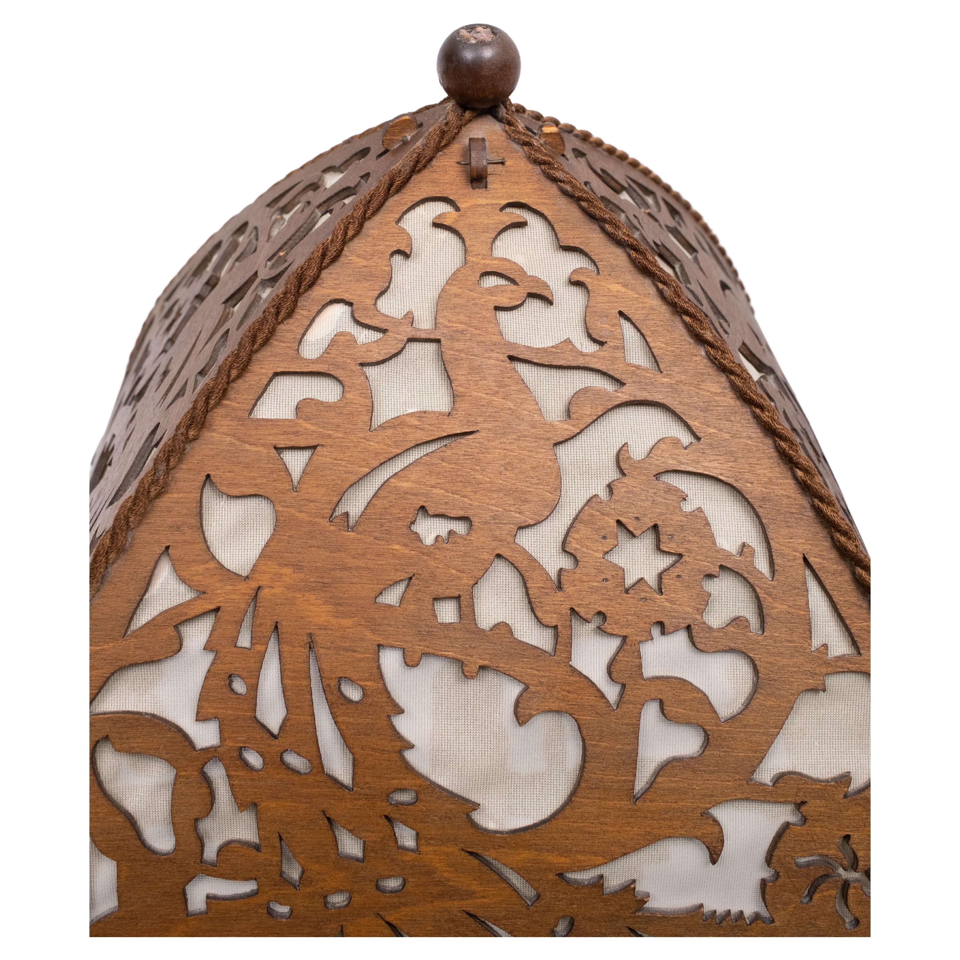 Dutch Arts and Crafts, Amsterdam School Table lamp circa 1920. Unique hand crafted lamp, restored, rewired and in perfect condition, ready to find a new home for the next 100 years. Amsterdam design of this period is special, a combination of Art