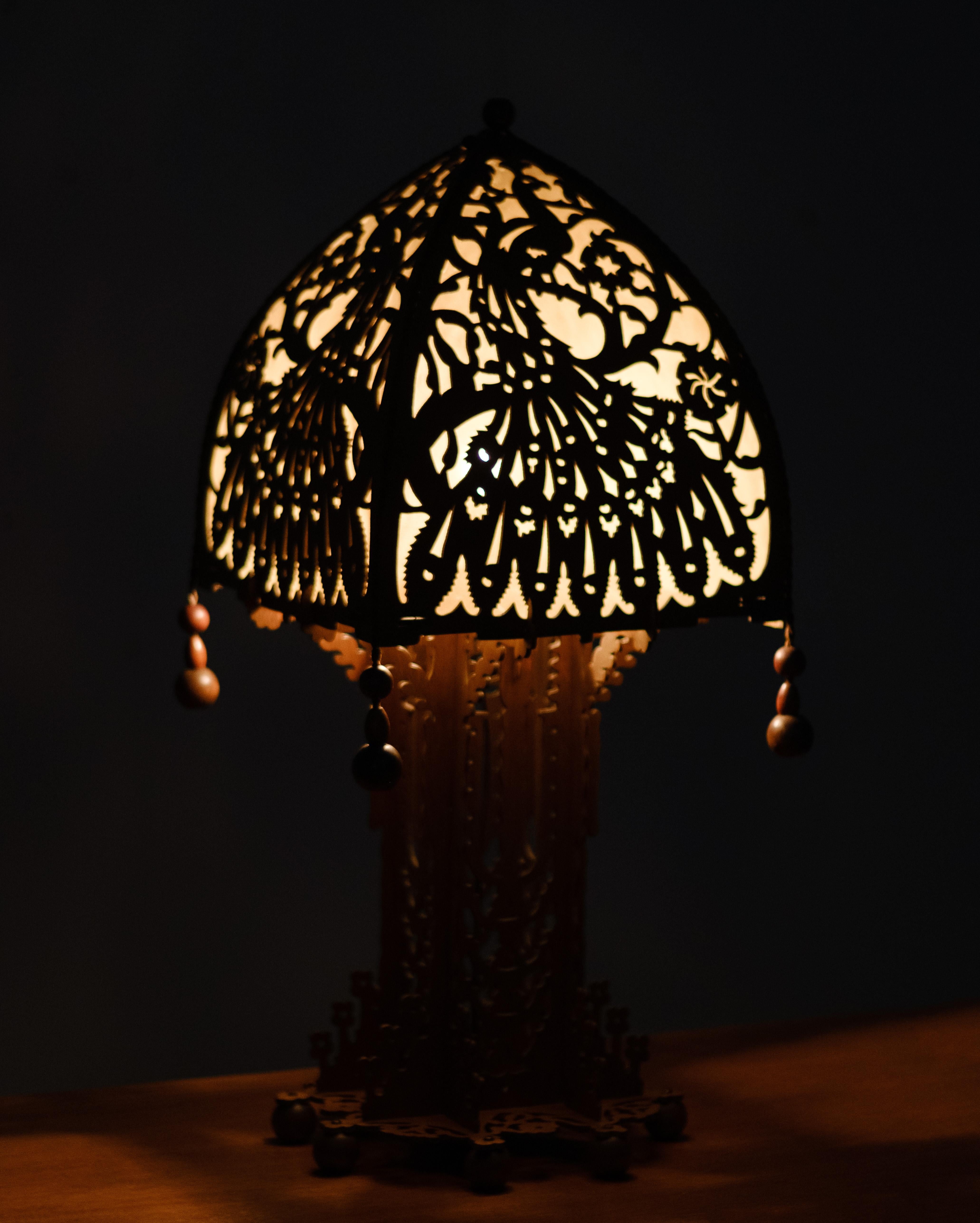 Arts and Crafts Amsterdam School Arts & Crafts, Table Lamp 1920/30 Holland