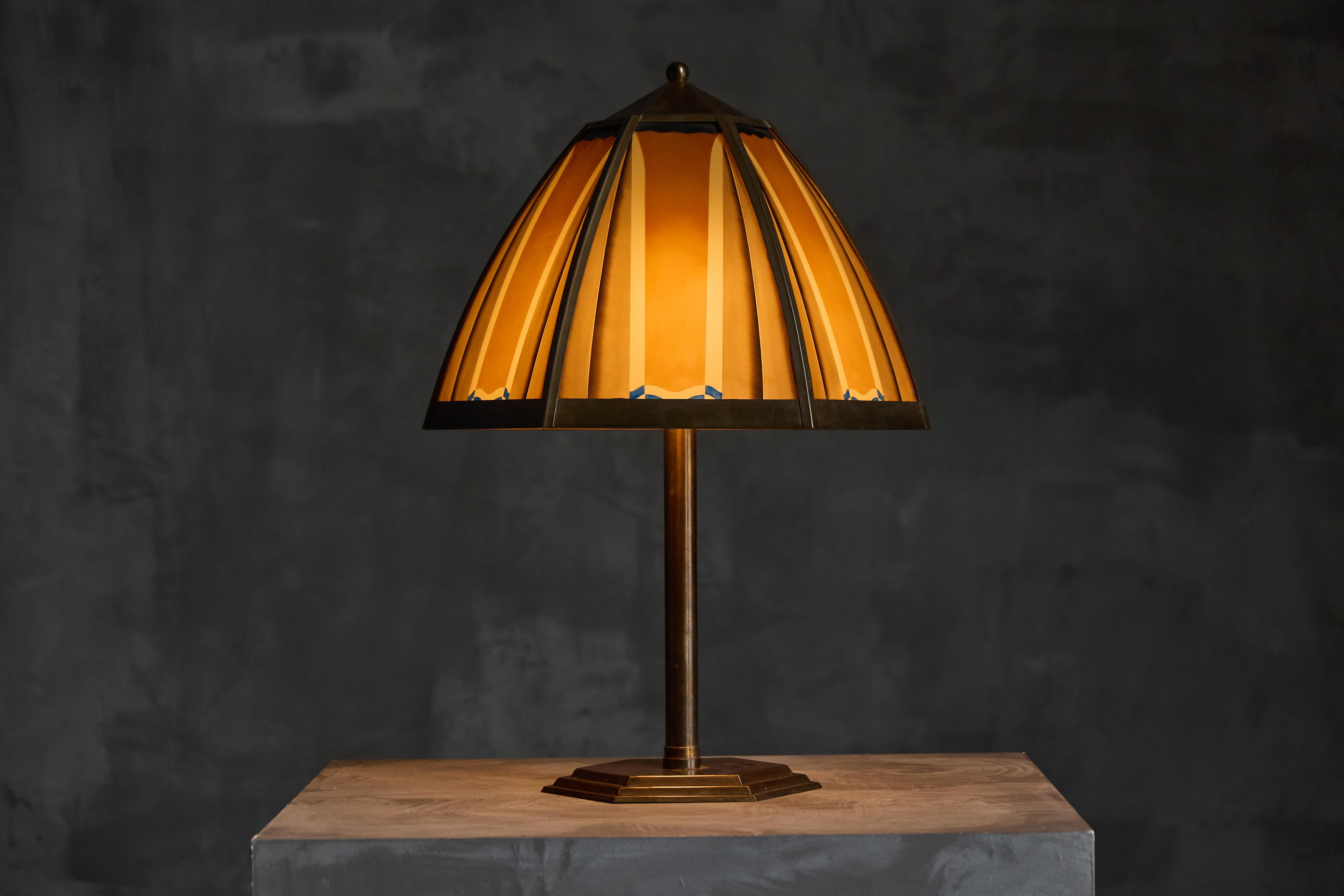 Bronze-Tischlampe der Amsterdamer Schule, Niederlande, 1920er Jahre im Angebot 1