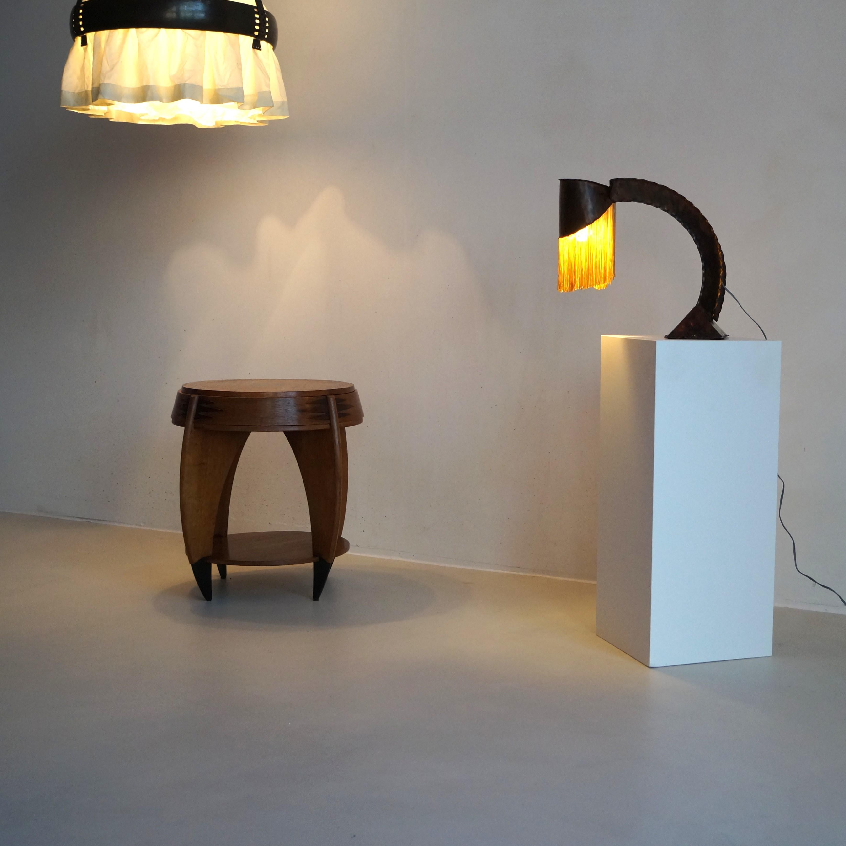 Lampe de bureau en cuivre et franges de l'école d'Amsterdam par Conrad Fehn, années 1920 en vente 12
