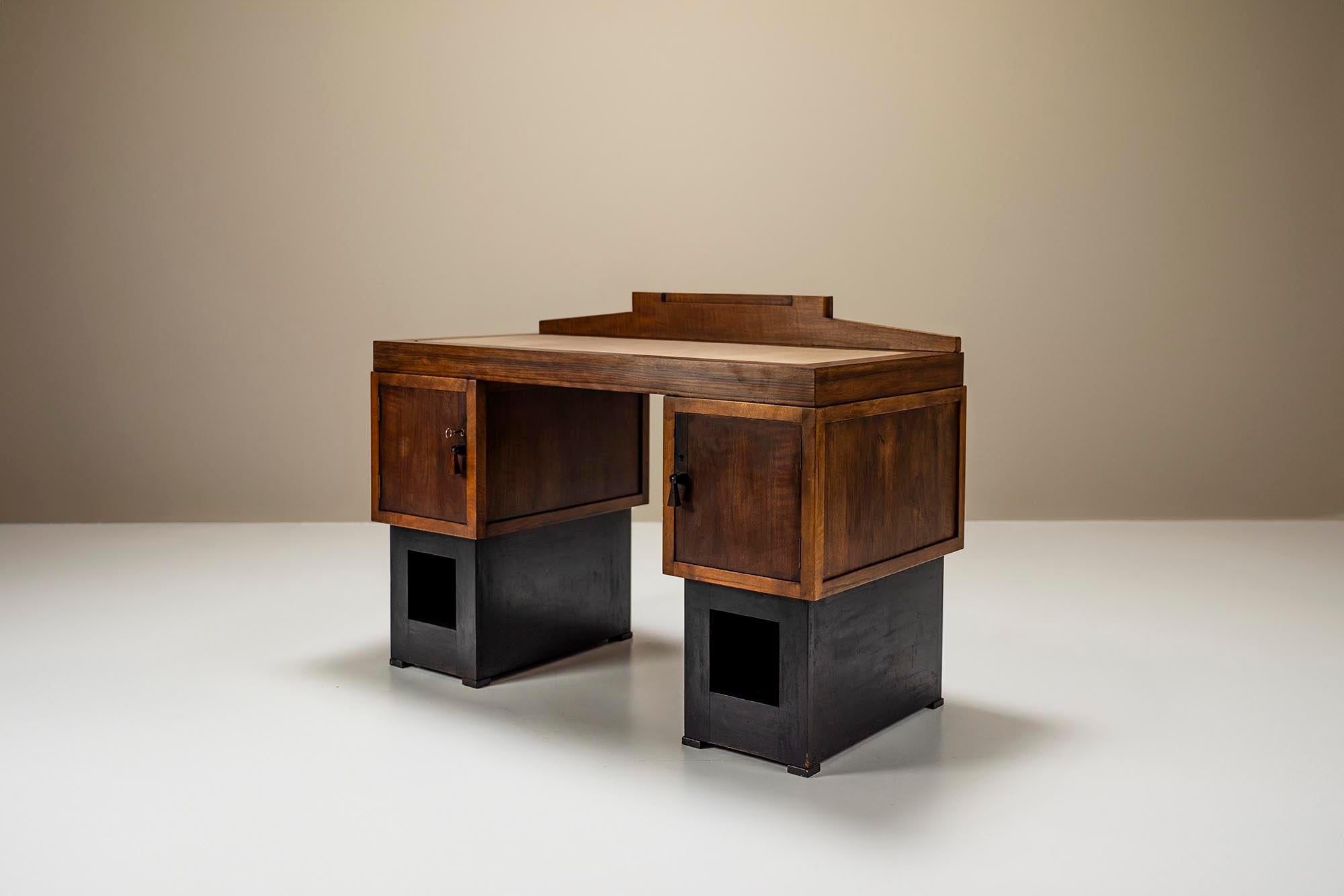 Art Deco Amsterdam School Cubist Desk by Anton Hamaker for 't Woonhuys, 1930s For Sale