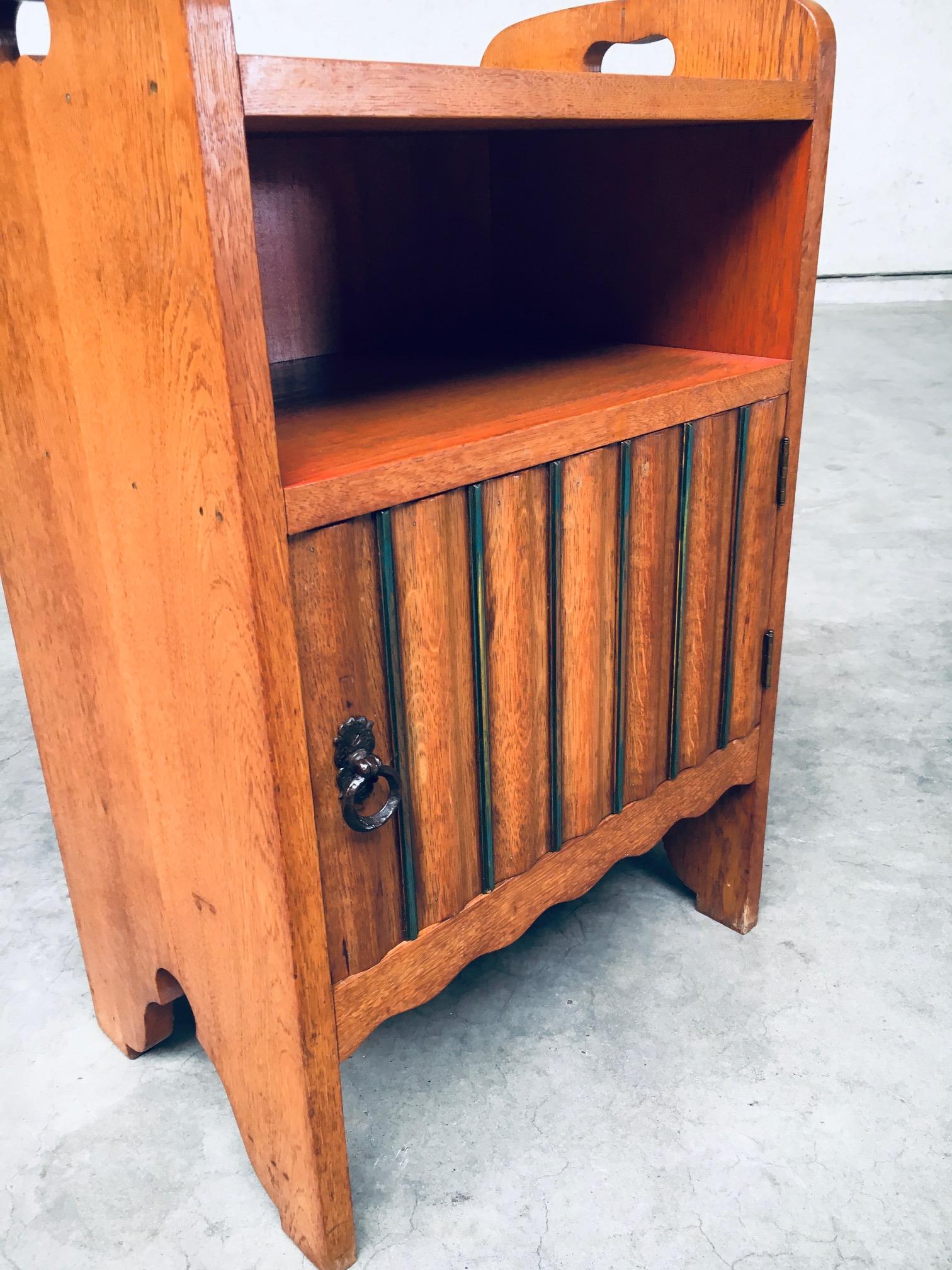 Meuble de chevet Amsterdam School Design, Pays-Bas années 1920 en vente 6