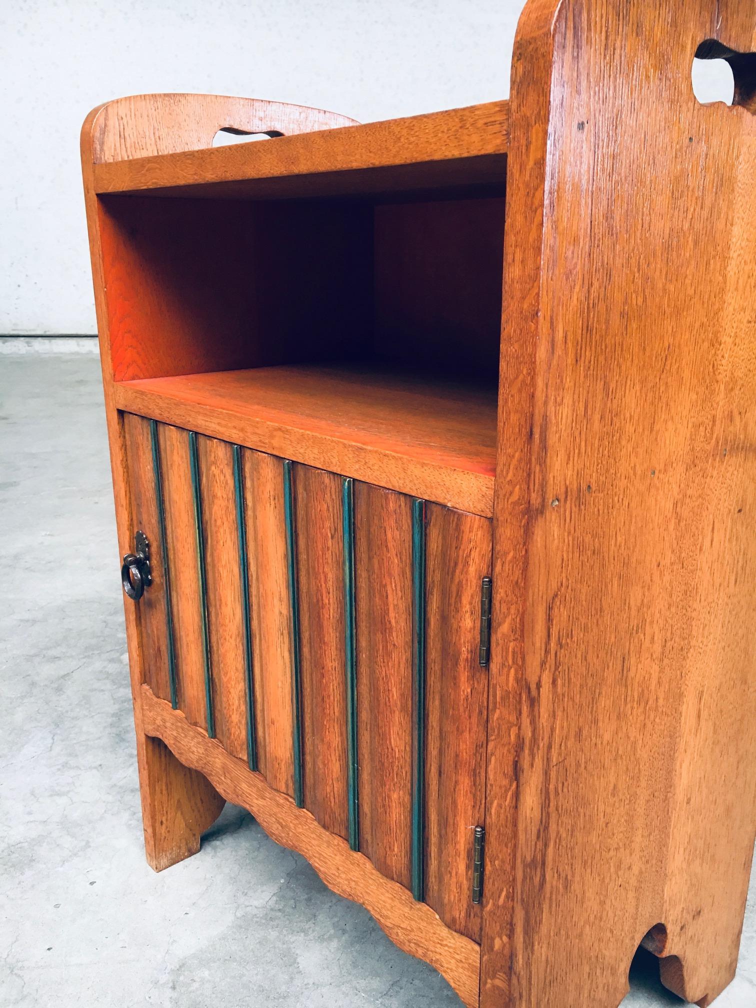 Meuble de chevet Amsterdam School Design, Pays-Bas années 1920 en vente 11