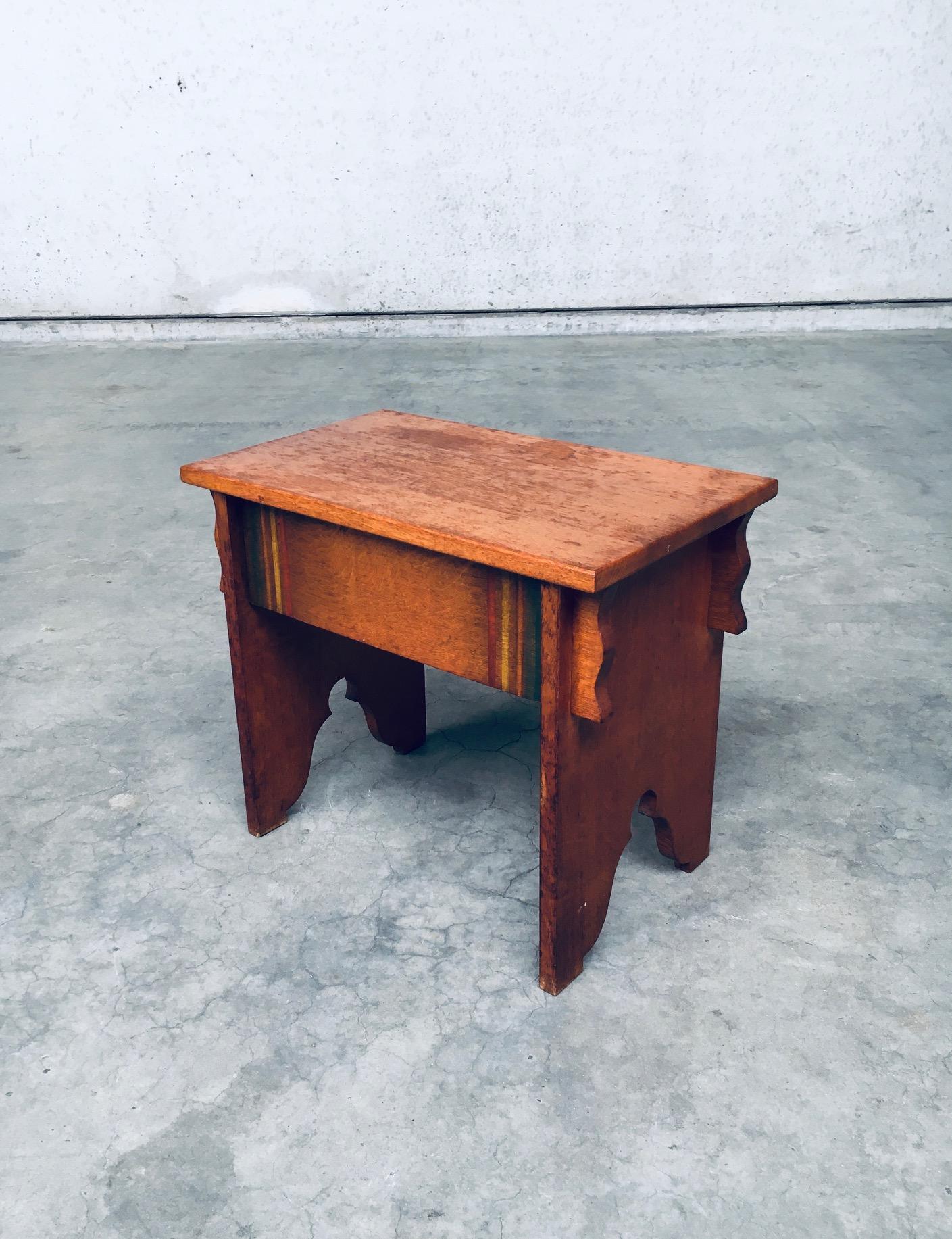 Amsterdam School Design Side Table, Netherlands 1920's In Good Condition For Sale In Oud-Turnhout, VAN