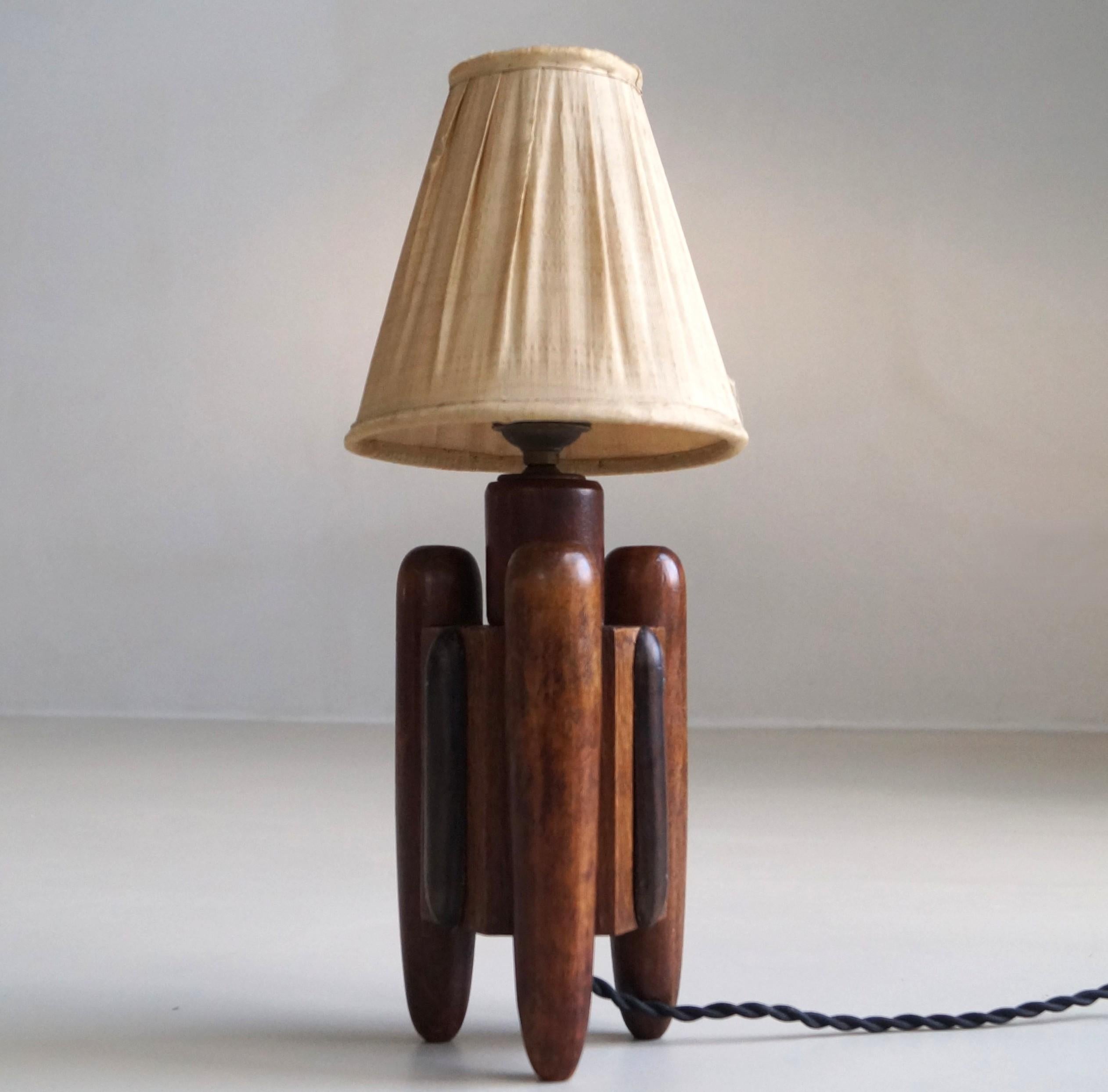 Early 20th Century Amsterdam School Dutch Art Deco oak and macassar ebony table lamp, 1920s