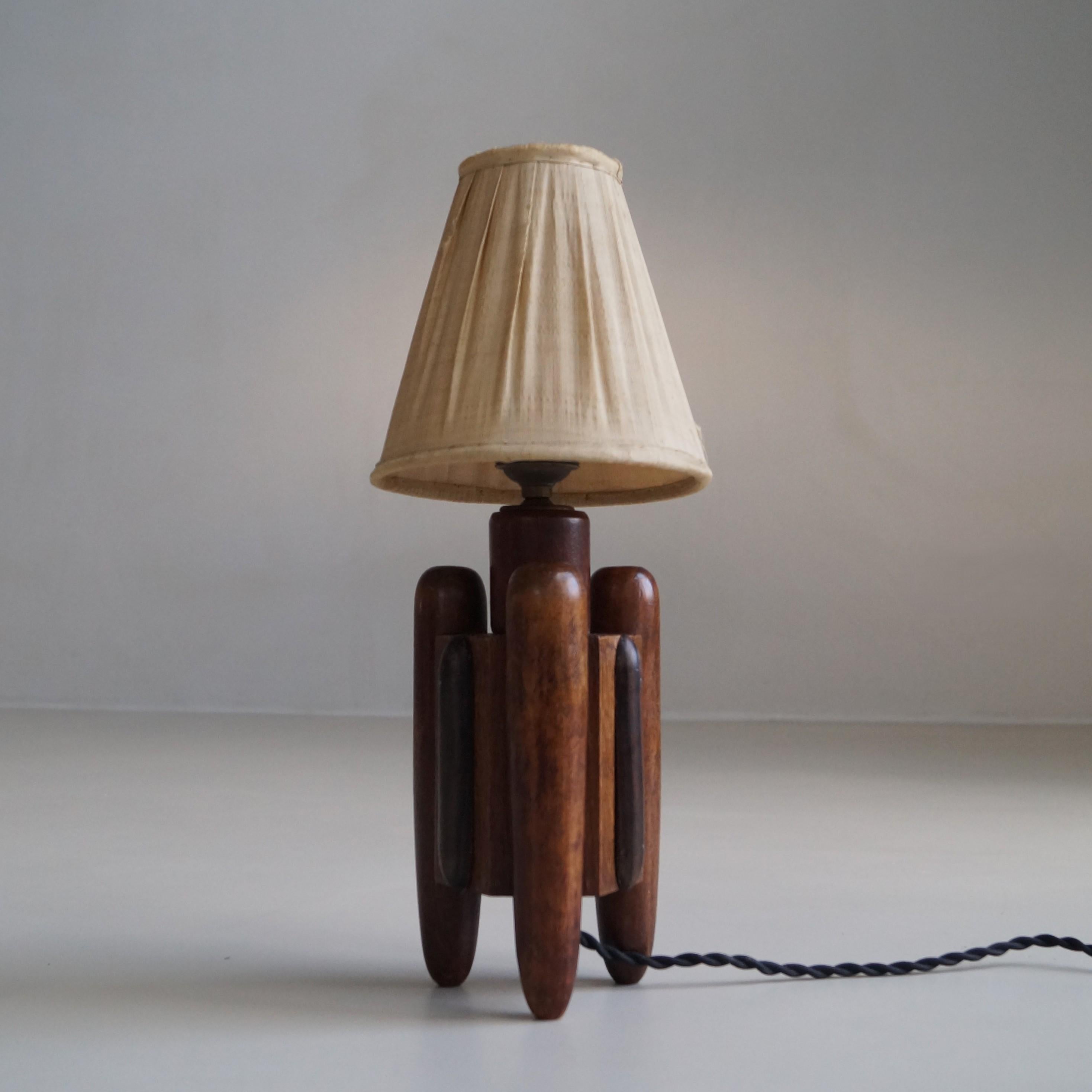 Amsterdam School Dutch Art Deco oak and macassar ebony table lamp, 1920s 2