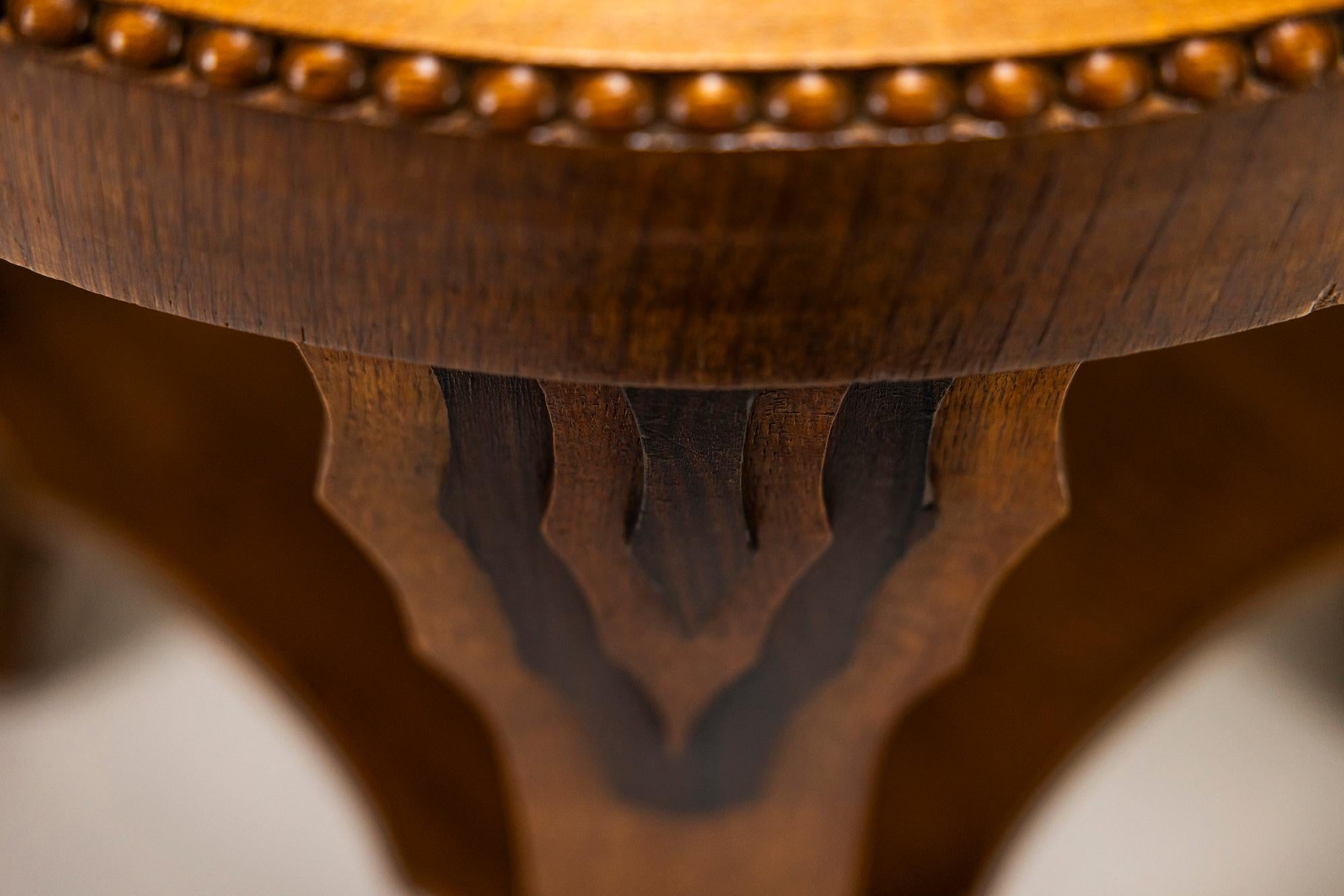 Amsterdam School Round Side Table in Oak and Ebony, 1930s For Sale 4