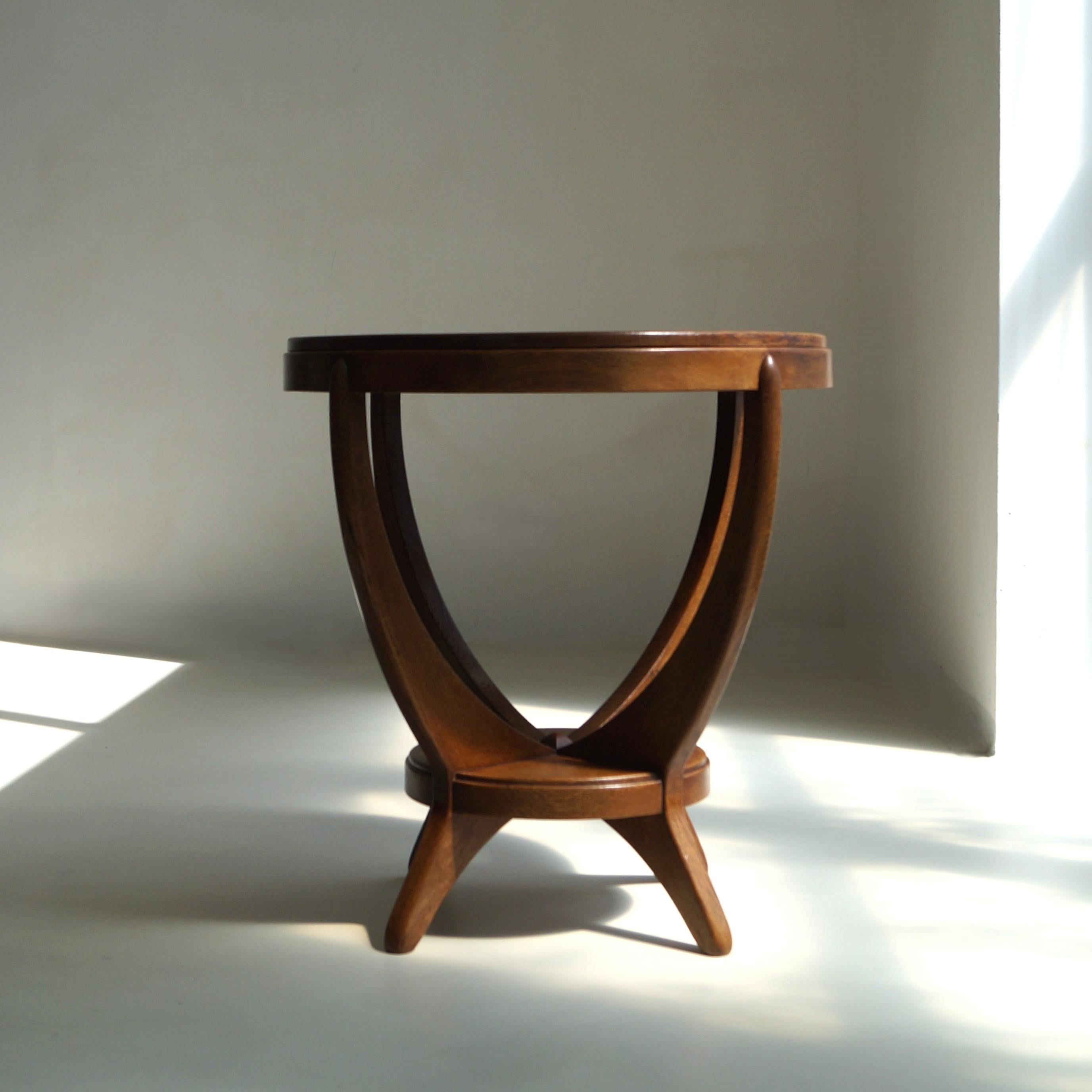 Fait main Amsterdam School side table by A.F. van der Weij for L.O.V. Oosterbeek, 1920s en vente