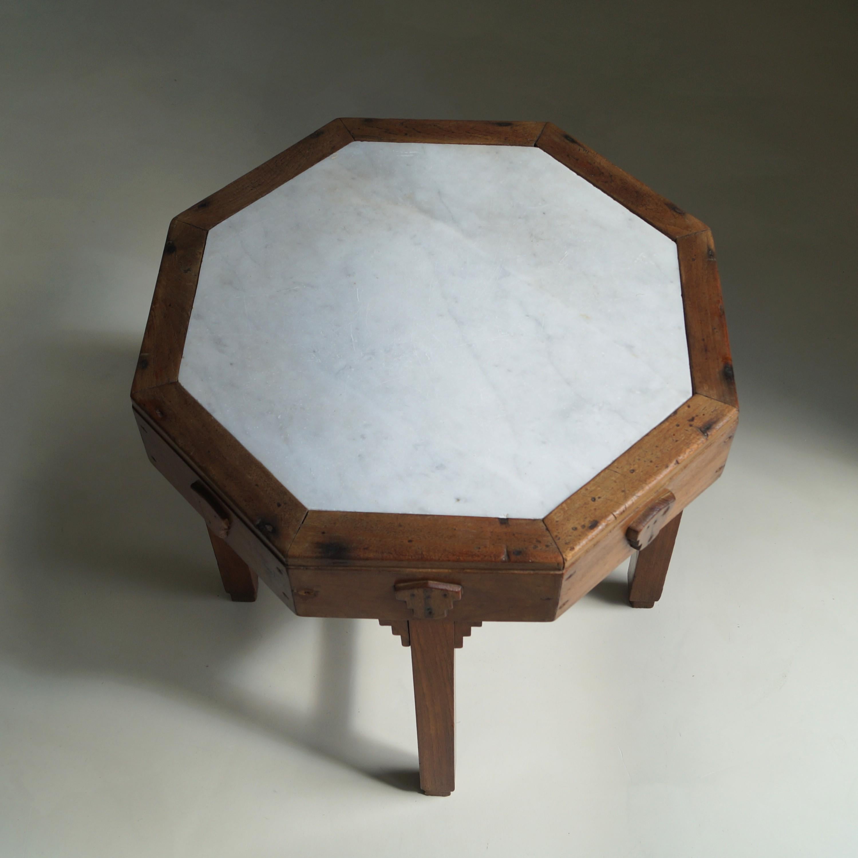 Amsterdam School Table with Marble Inlay, Dutch-Indonesian Art Deco, 1920s–30s For Sale 5