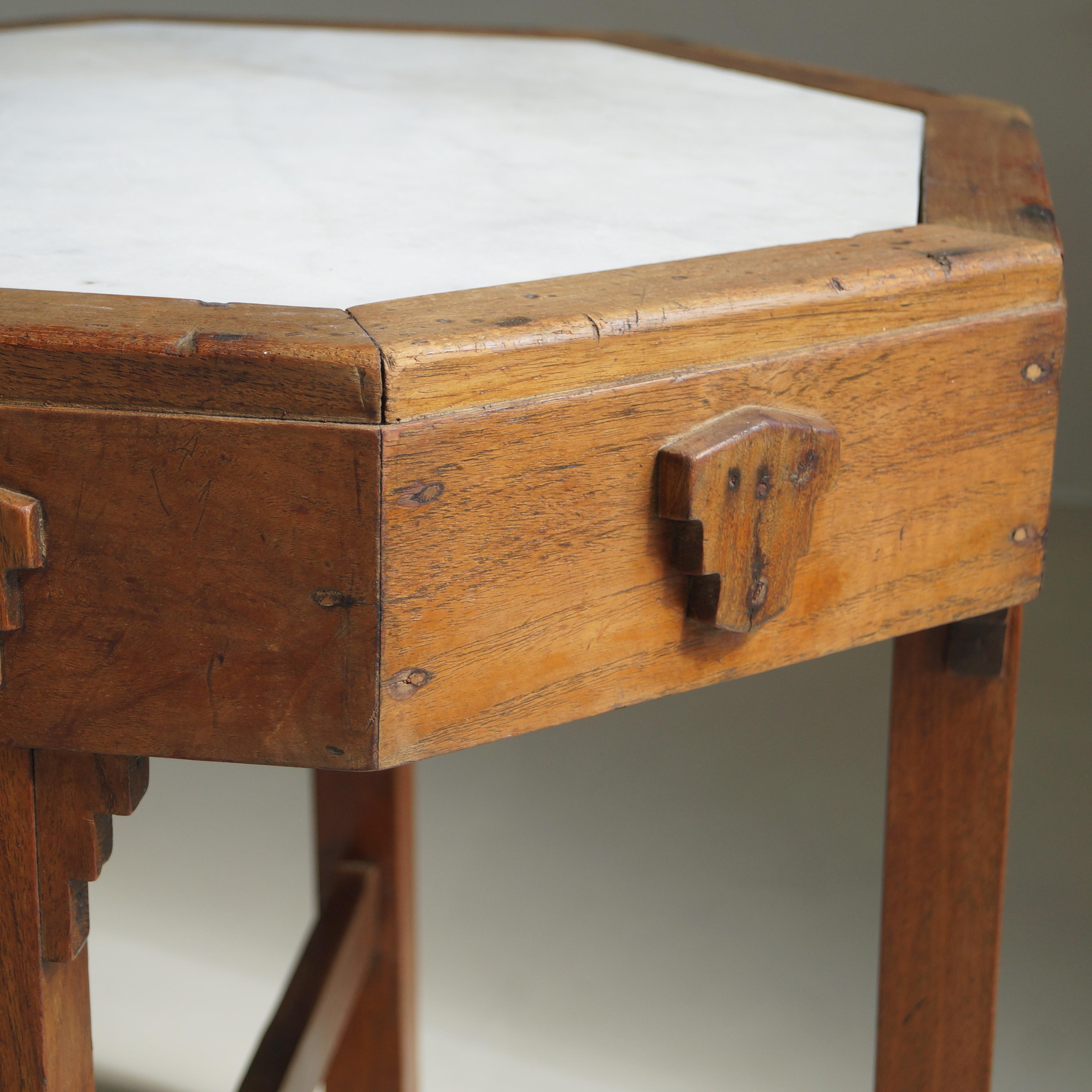 Amsterdam School Table with Marble Inlay, Dutch-Indonesian Art Deco, 1920s–30s For Sale 8