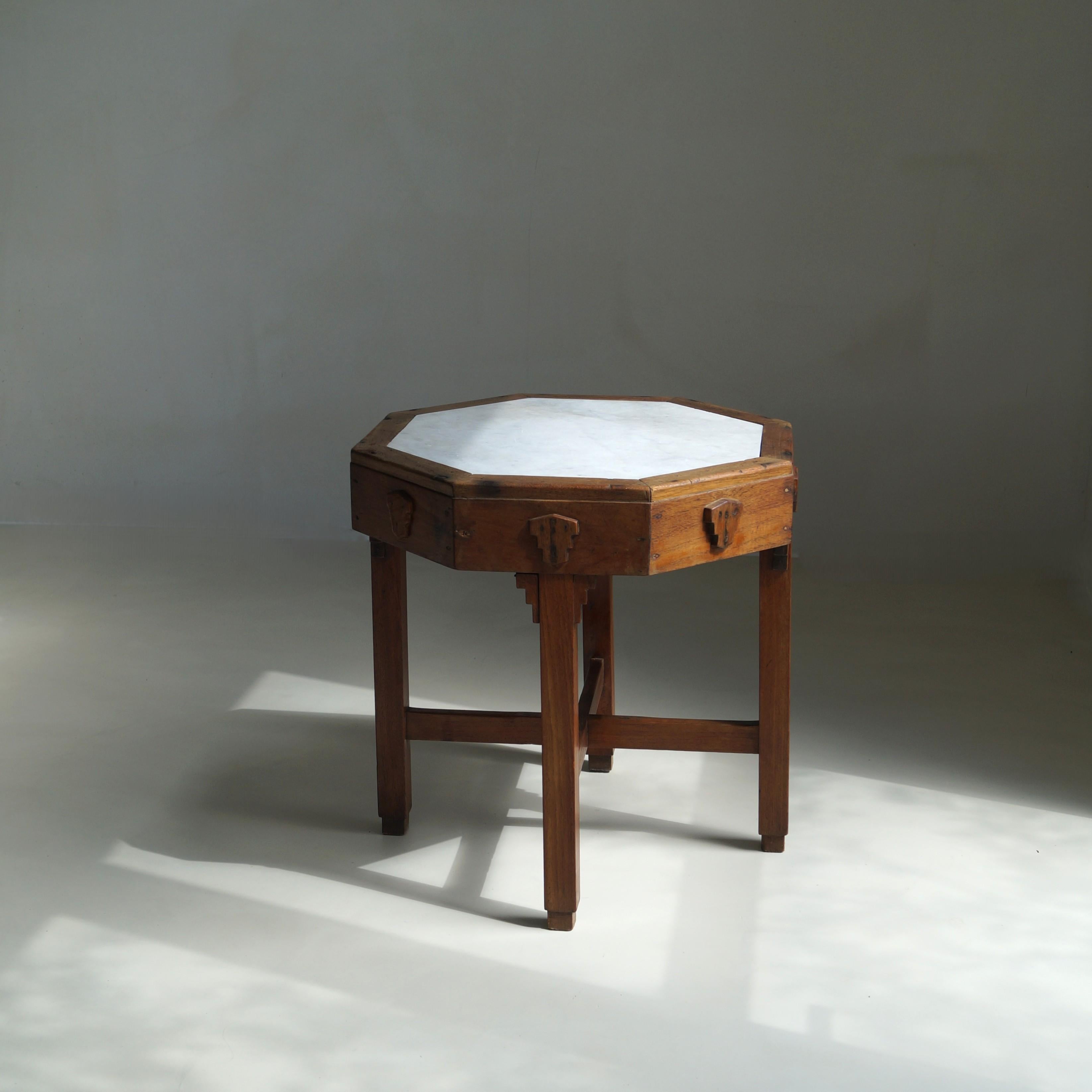 Amsterdam School Table with Marble Inlay, Dutch-Indonesian Art Deco, 1920s–30s For Sale 10