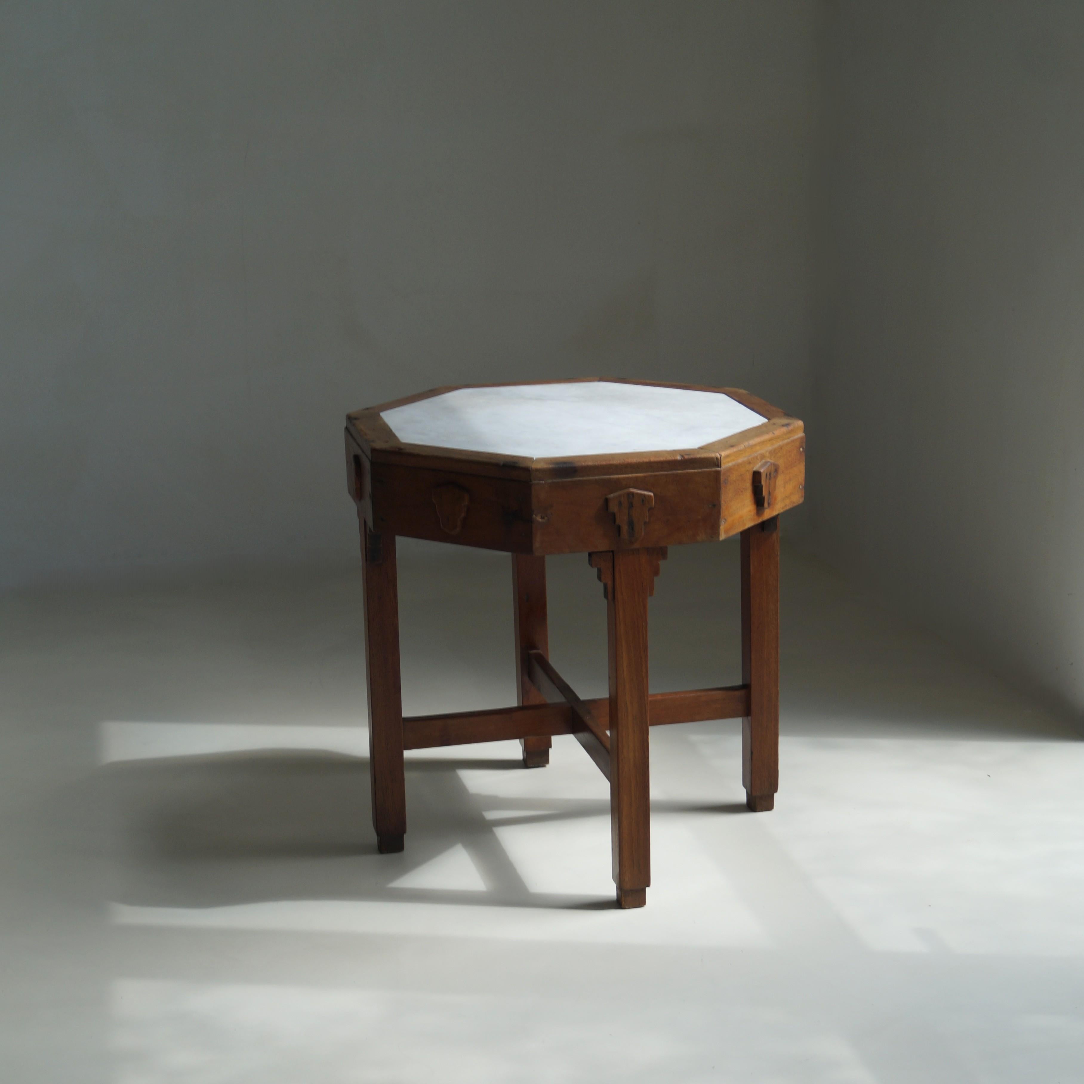 Amsterdam School Table with Marble Inlay, Dutch-Indonesian Art Deco, 1920s–30s For Sale 11