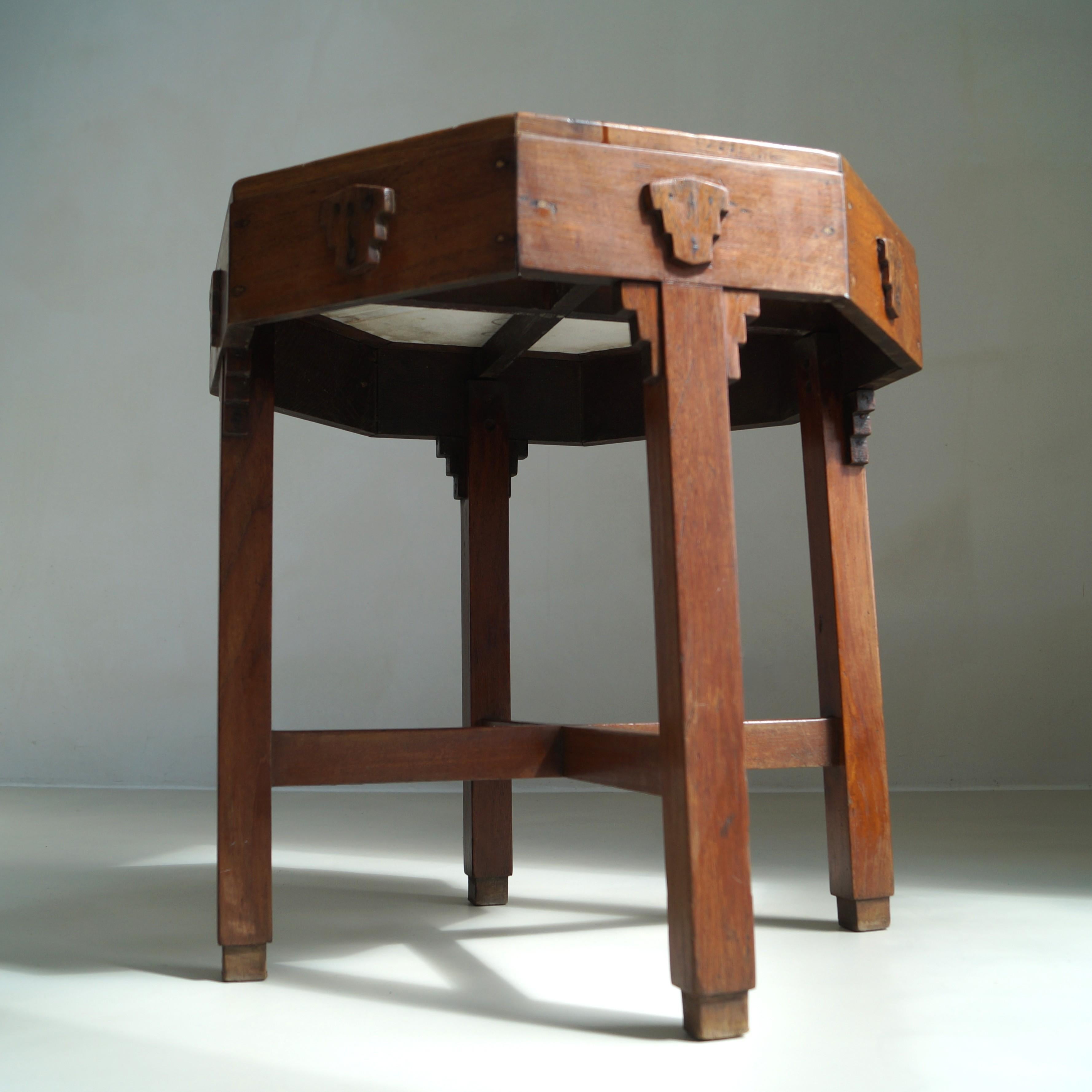 Amsterdam School Table with Marble Inlay, Dutch-Indonesian Art Deco, 1920s–30s For Sale 3