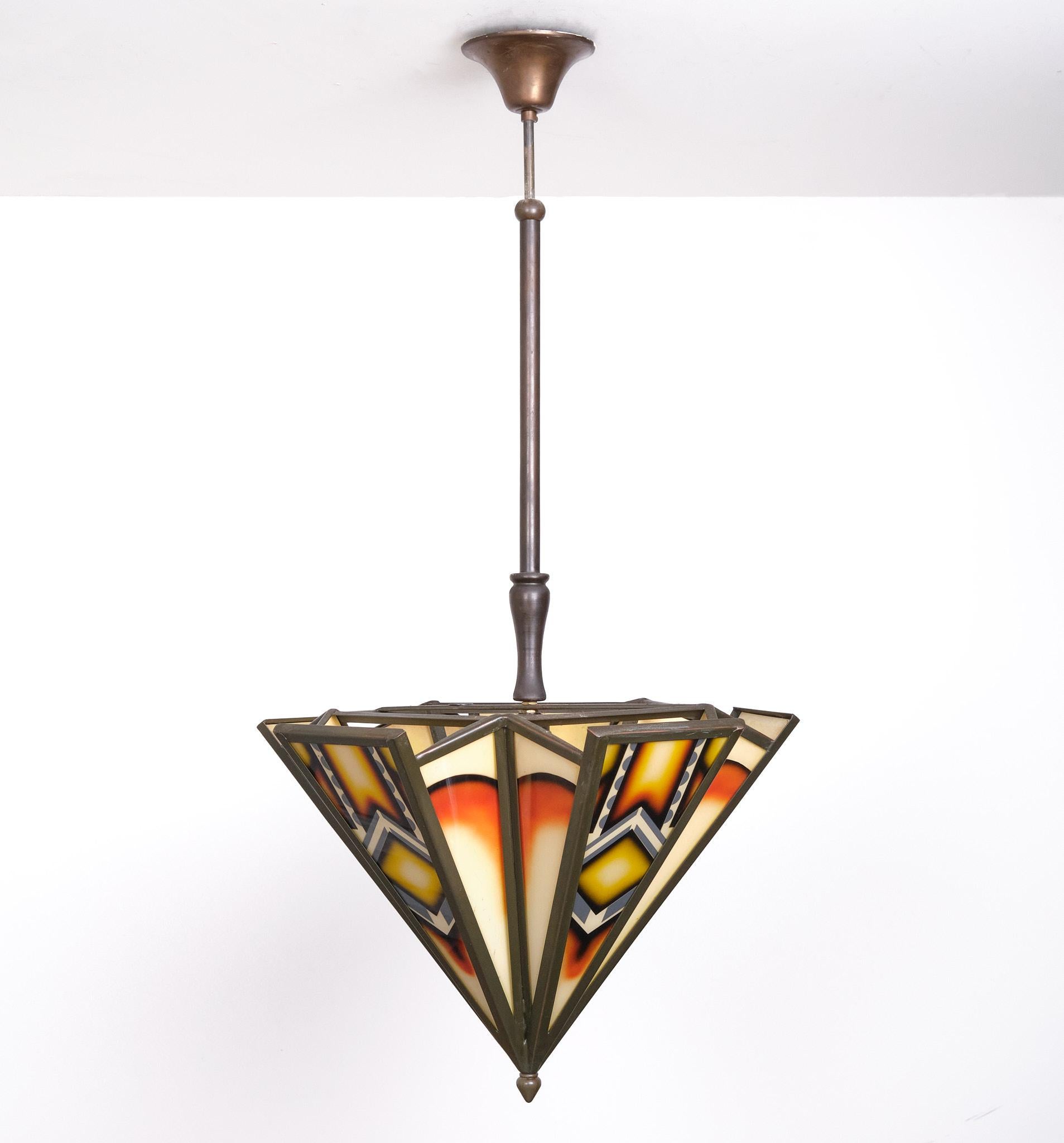 Amsterdamse school  Art Deco  Stained Glass Chandelier  Holland  In Good Condition For Sale In Den Haag, NL