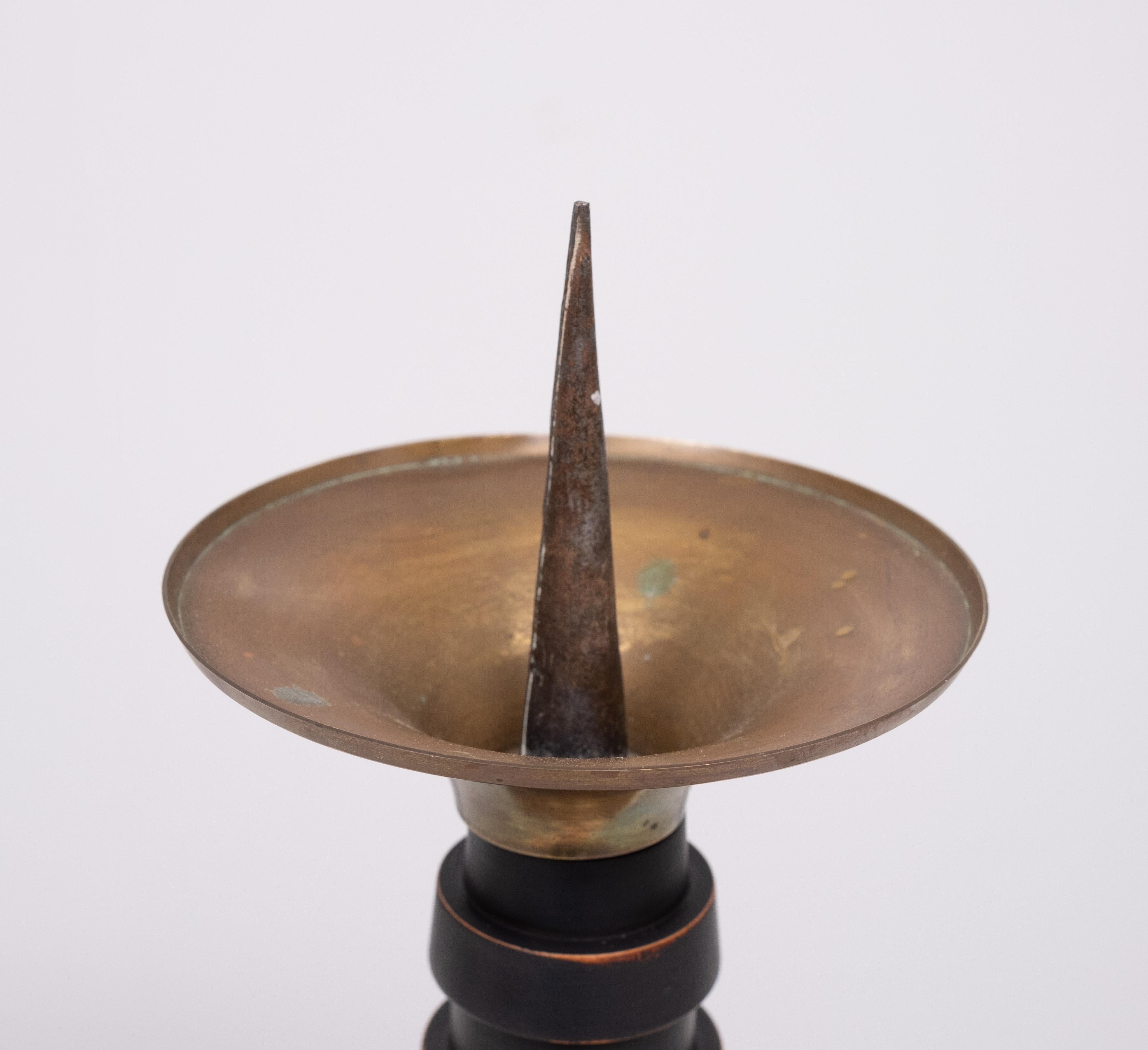 Velas de latón de la Escuela Amsterdamse 1920/30s Art Decó en venta