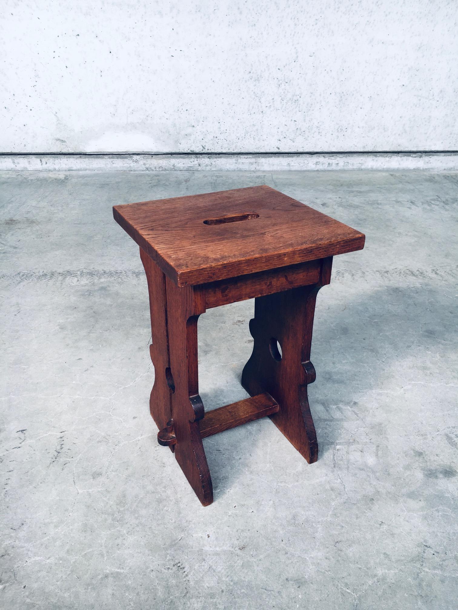 Early 20th Century Amsterdamse School Design Oak Handle Stool, 1920's Netherlands For Sale