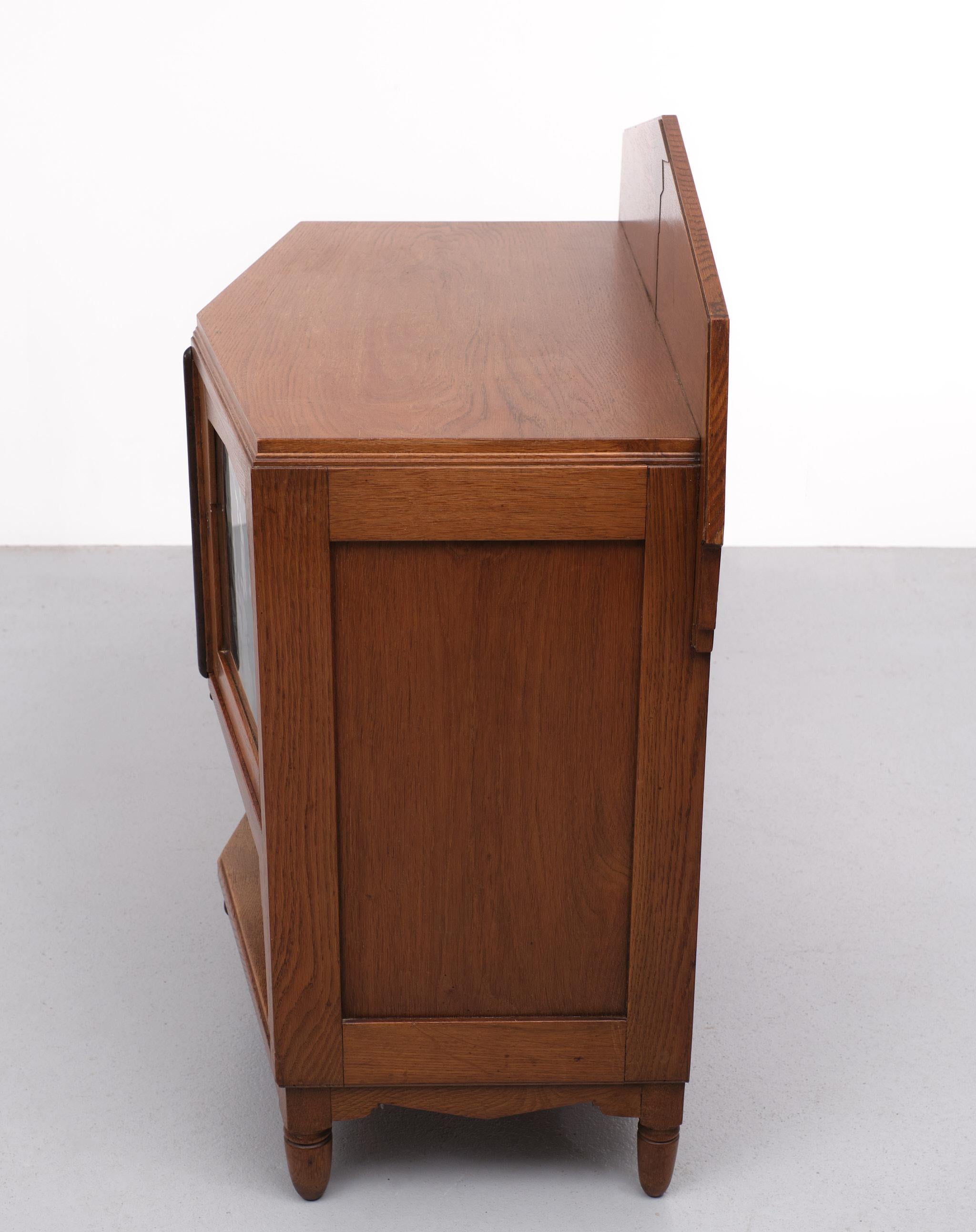 Amsterdamse School Oak Buffet, 1920s, Holland 3